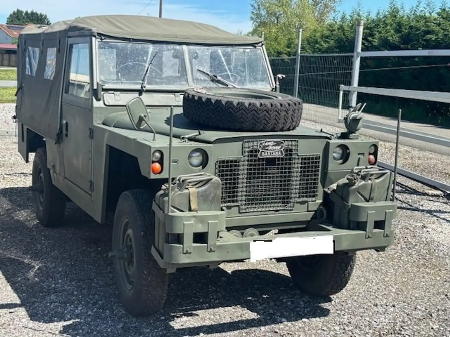 Land Rover Zelená - 1