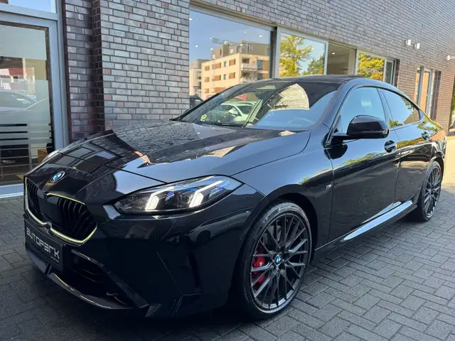 Bmw 220 220i Gran Coupe M SPORT PRO PANO HUD 360 DASHCAM