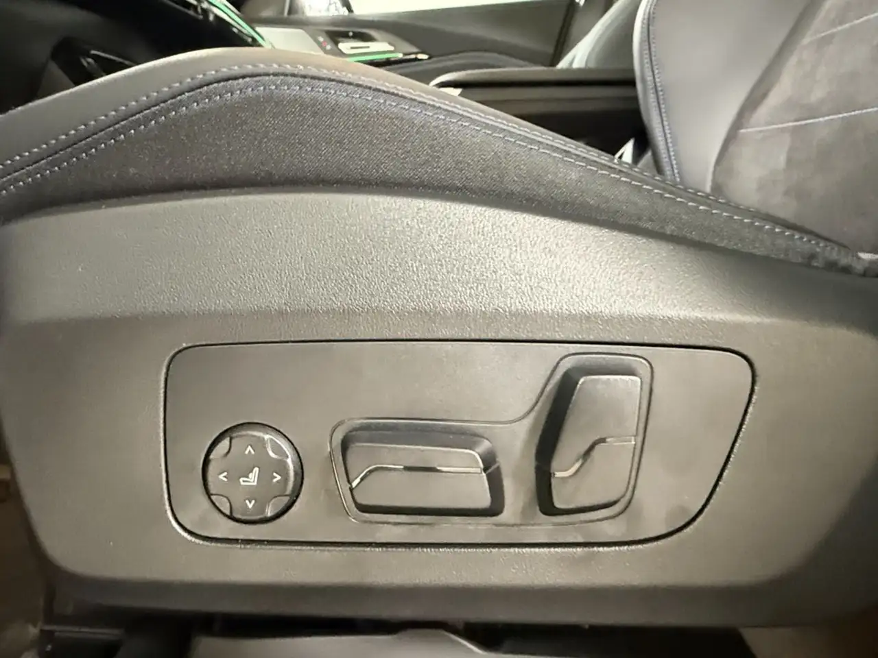 BMW X1 снимка BMW X1