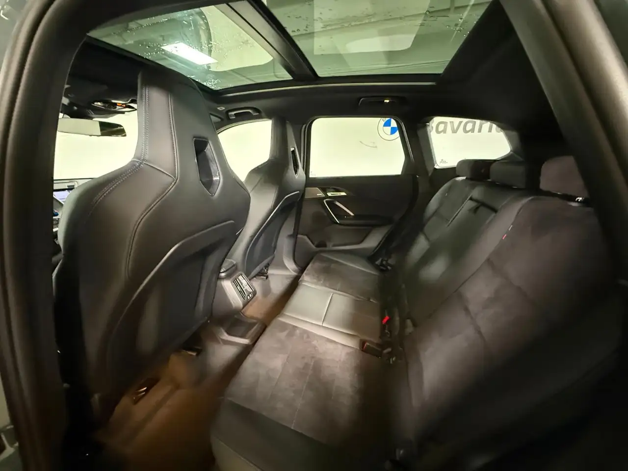 BMW X1 снимка BMW X1