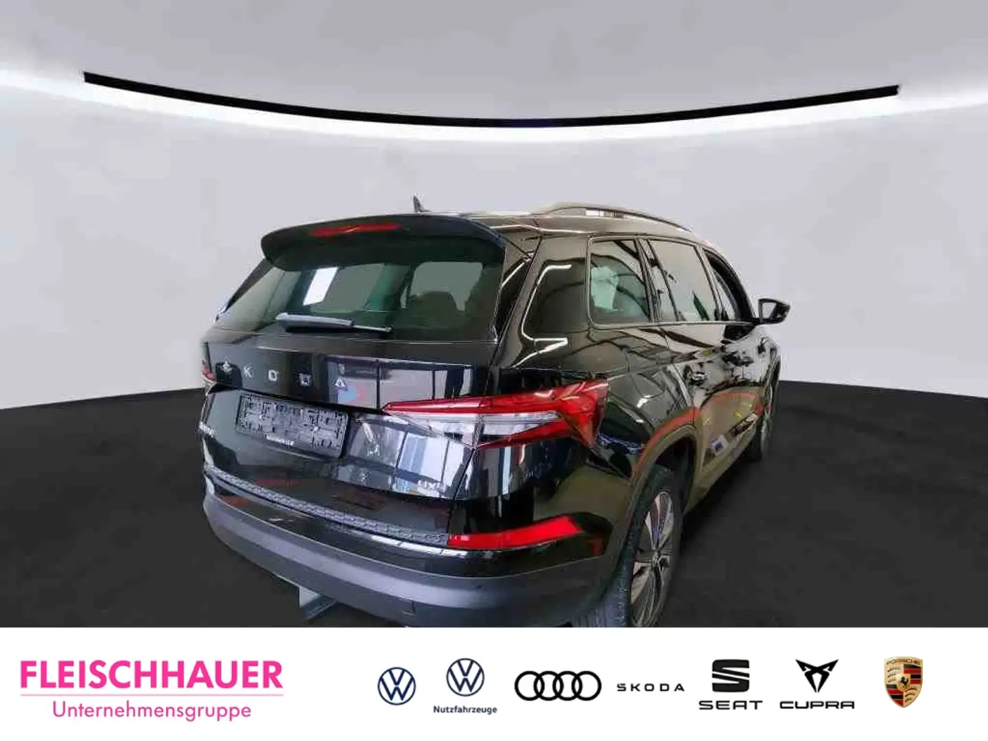 Skoda Kodiaq Tour 4x4 2.0 TDI DSG AHK Pano Navi Digitales Cockp Schwarz - 2