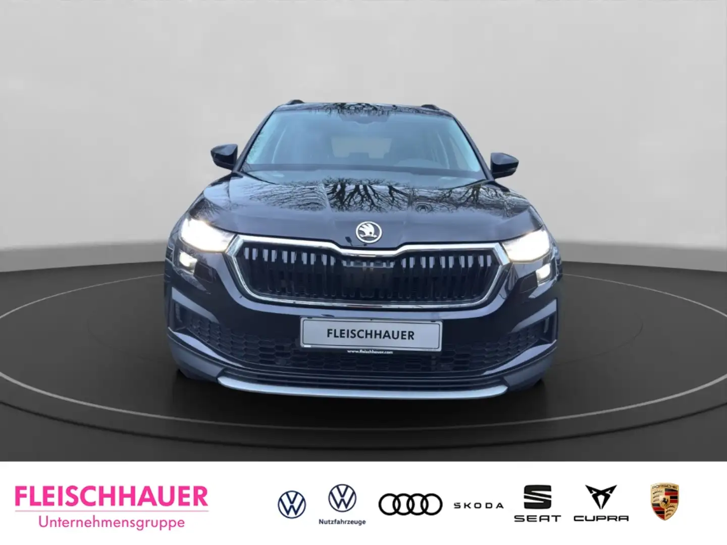 Skoda Kodiaq Tour 4x4 2.0 TDI DSG AHK Pano Navi Digitales Cockp Schwarz - 2