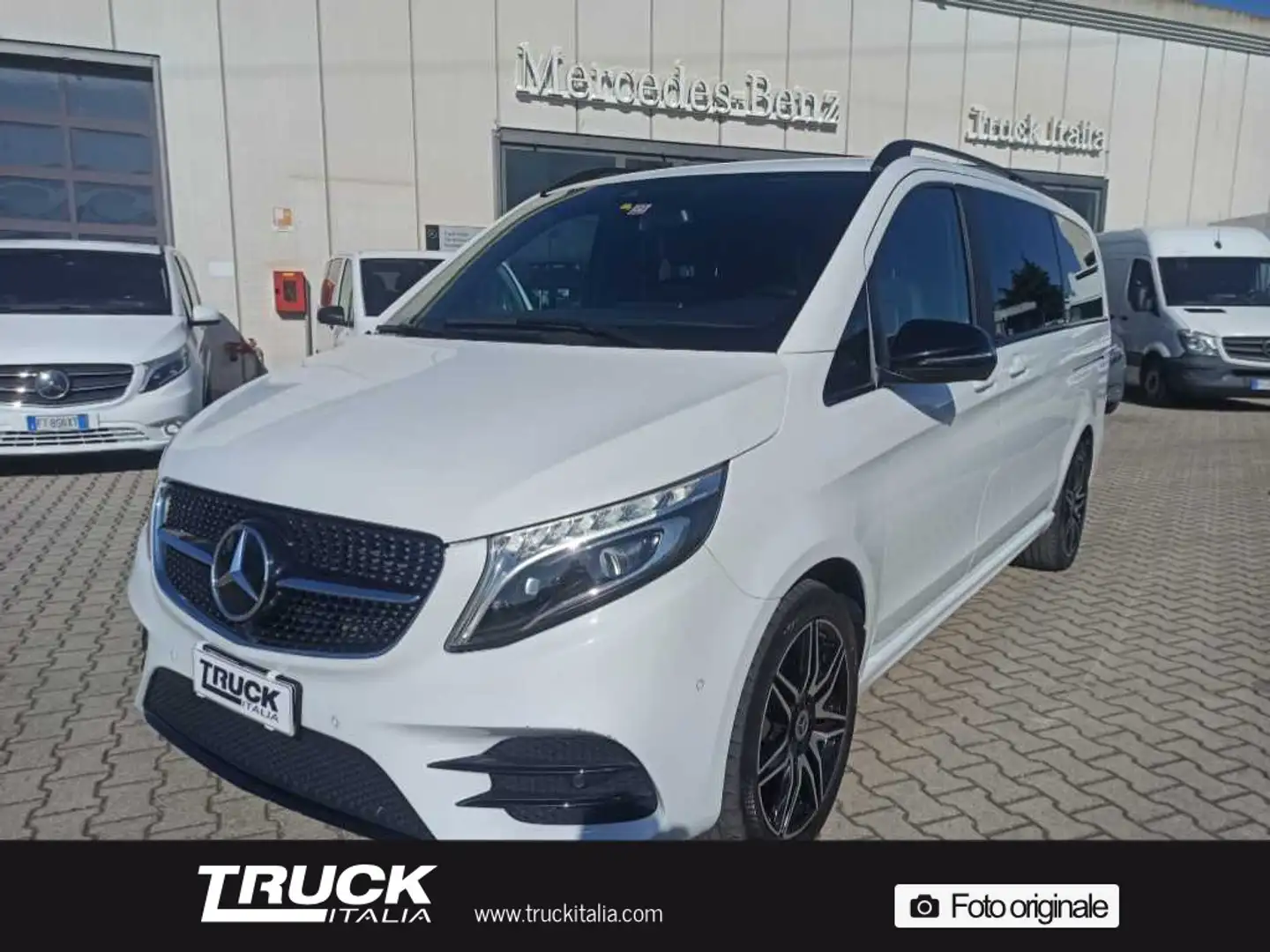 Mercedes-Benz V 300 - V Long 300 d Sport auto White - 1