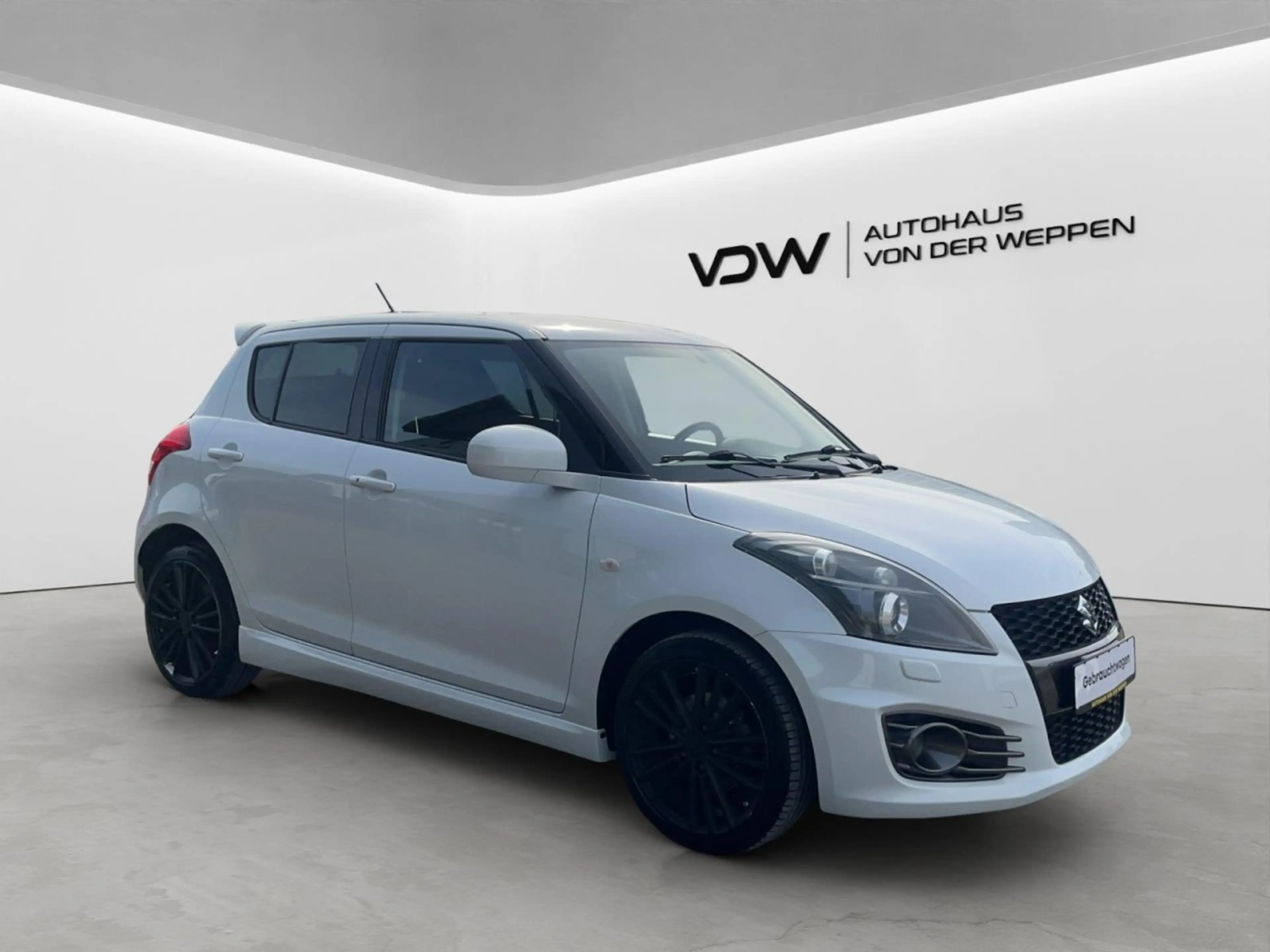 Suzuki Swift Sport 1.6 Sport Klima Xenon Sitzheizung — photo 10
