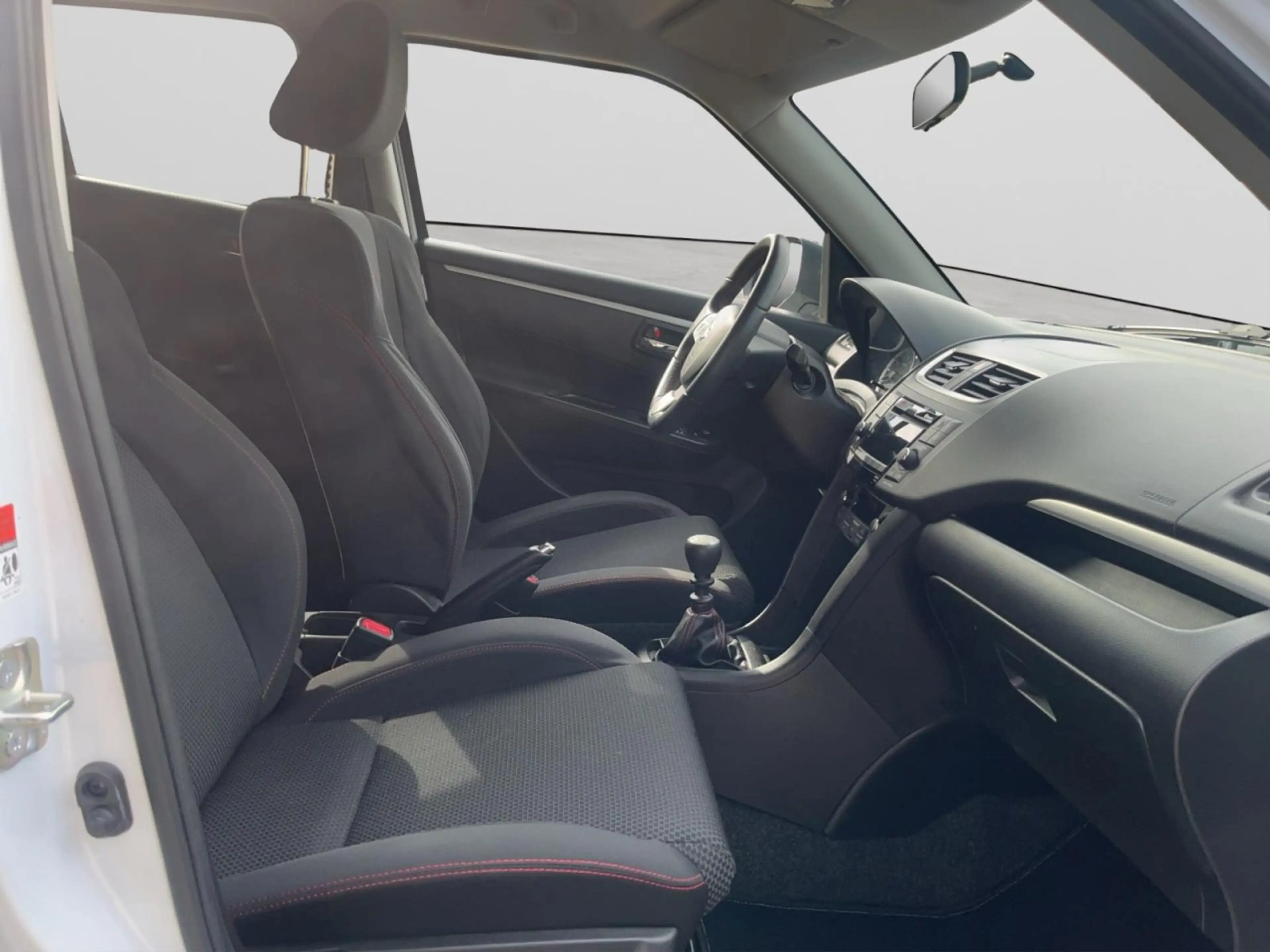 Suzuki Swift Sport 1.6 Sport Klima Xenon Sitzheizung — photo 15
