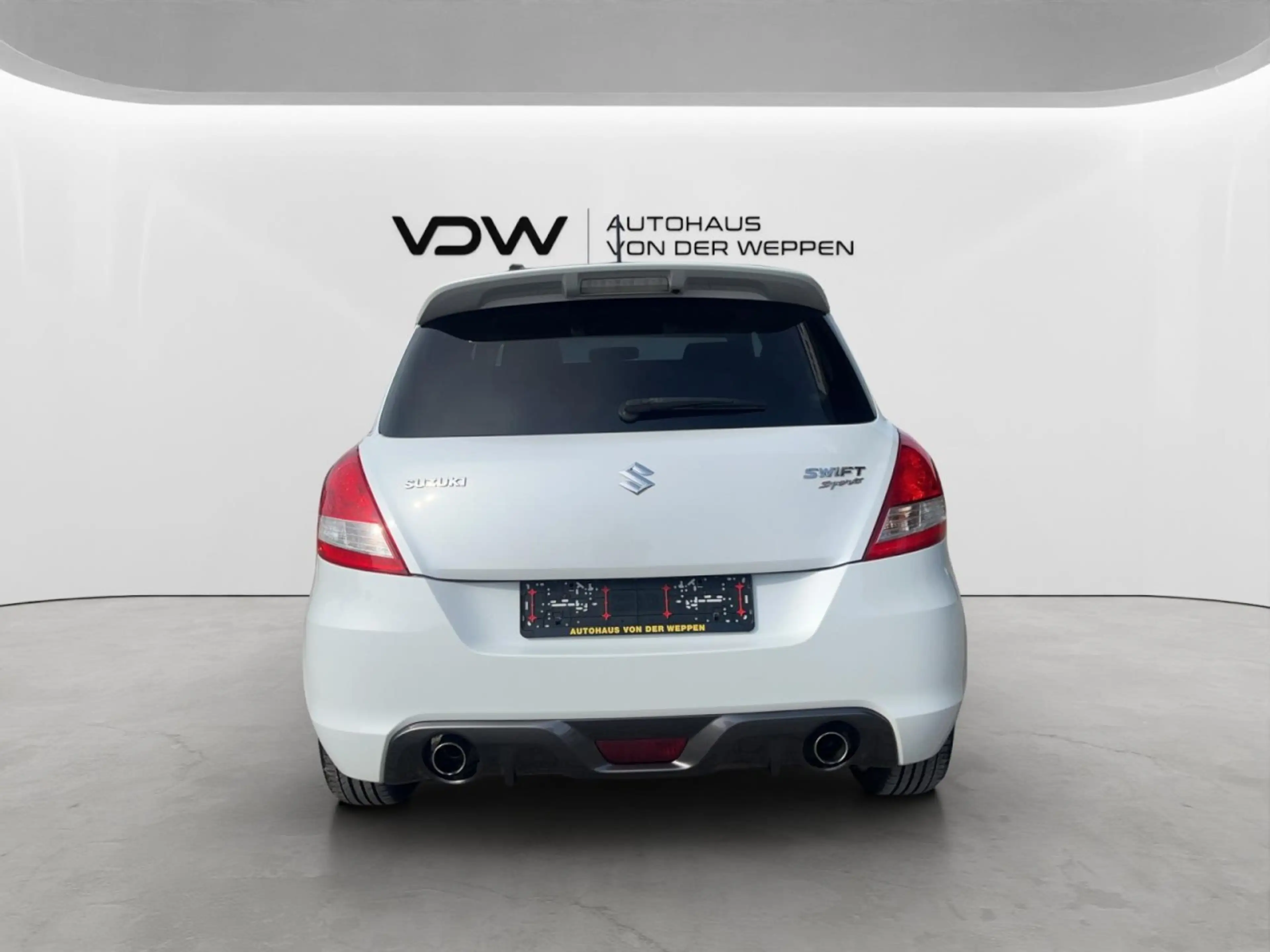 Suzuki Swift Sport 1.6 Sport Klima Xenon Sitzheizung — photo 6
