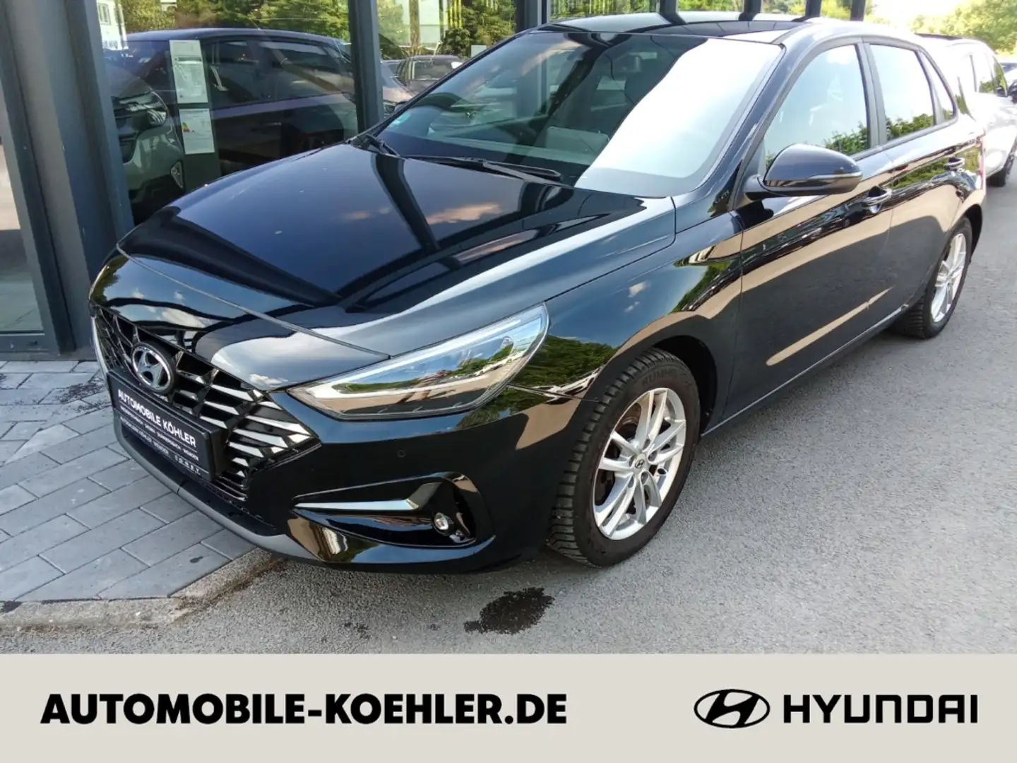 Hyundai i30 Connect & Go 1.0 T-GDI EU6d NAVI KAMERA Schwarz - 1