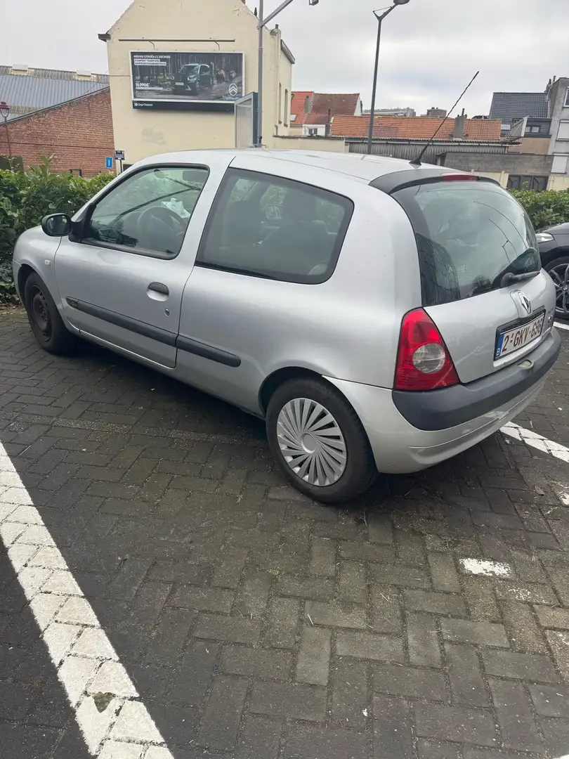 Renault Clio 1.2i Campus - 2