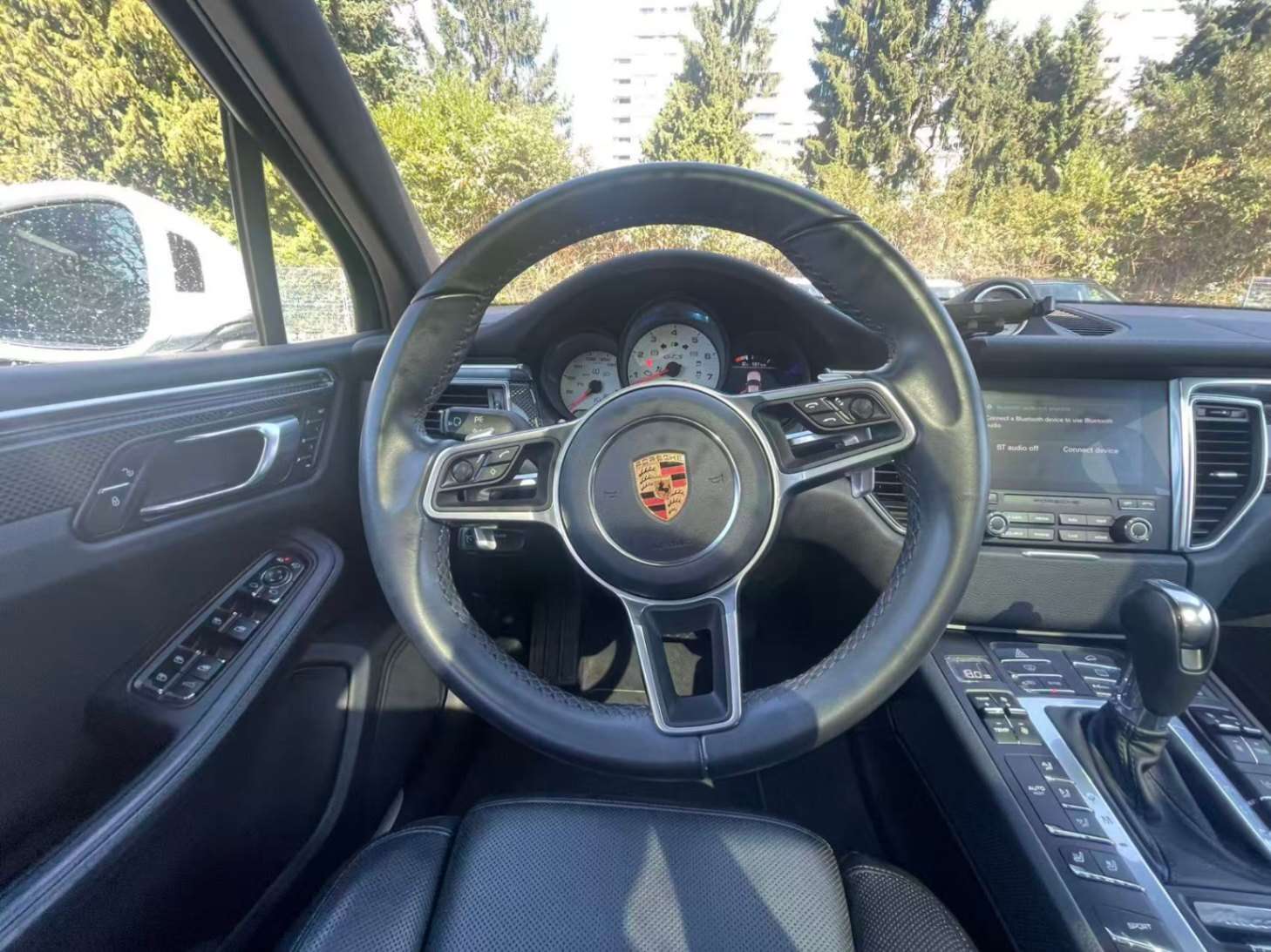 2018 Porsche Macan GTS AWD thumb 14