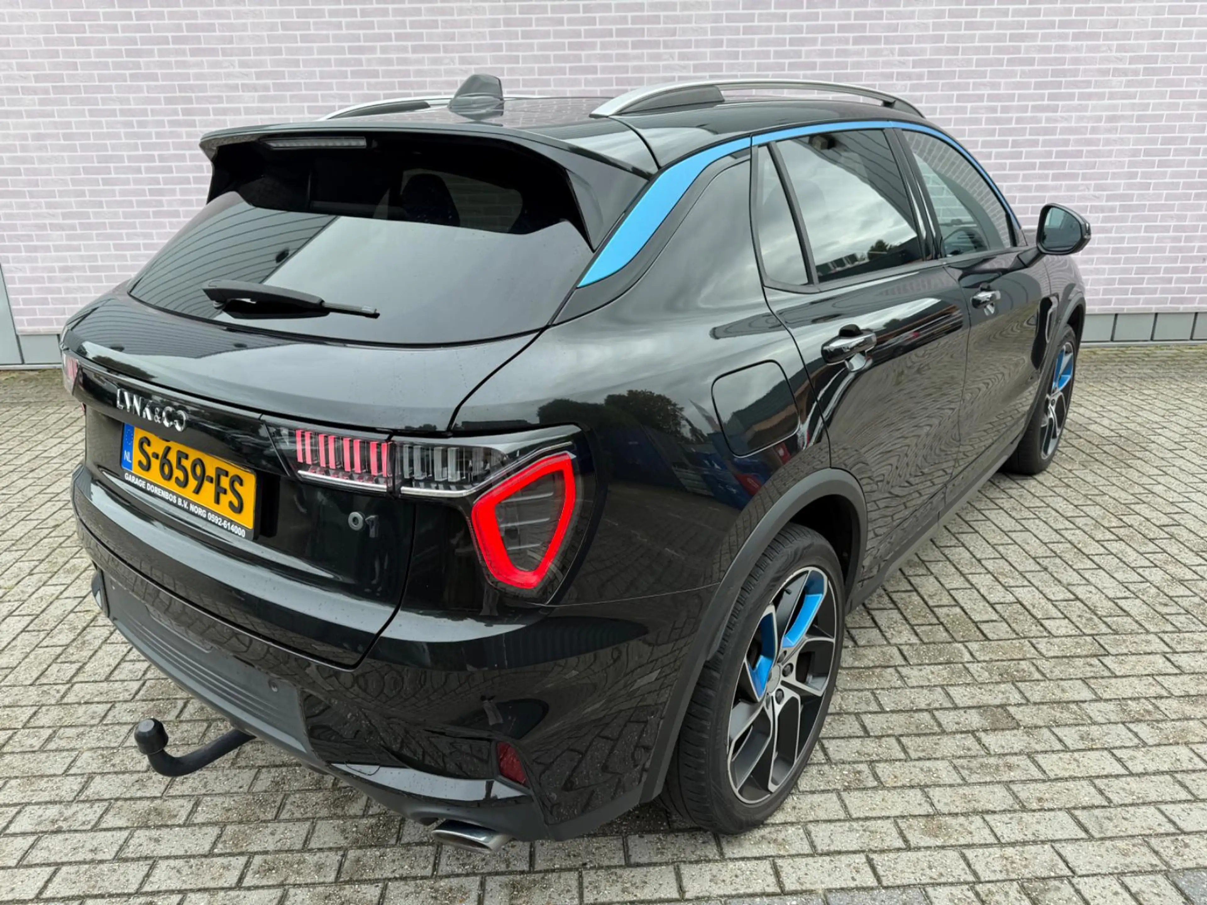 Lynk & Co 01 1.5 Plug-in Hybrid | PHEV | Trekhaak | Panoramadak — photo 2