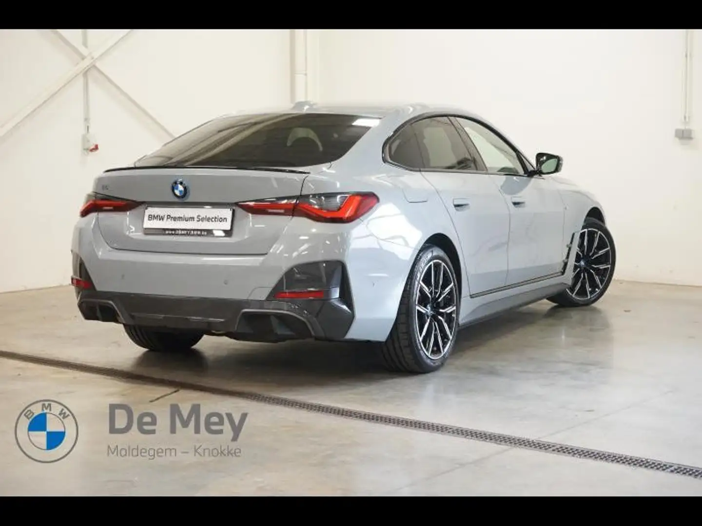 BMW i4 eDrive40 Braun - 2