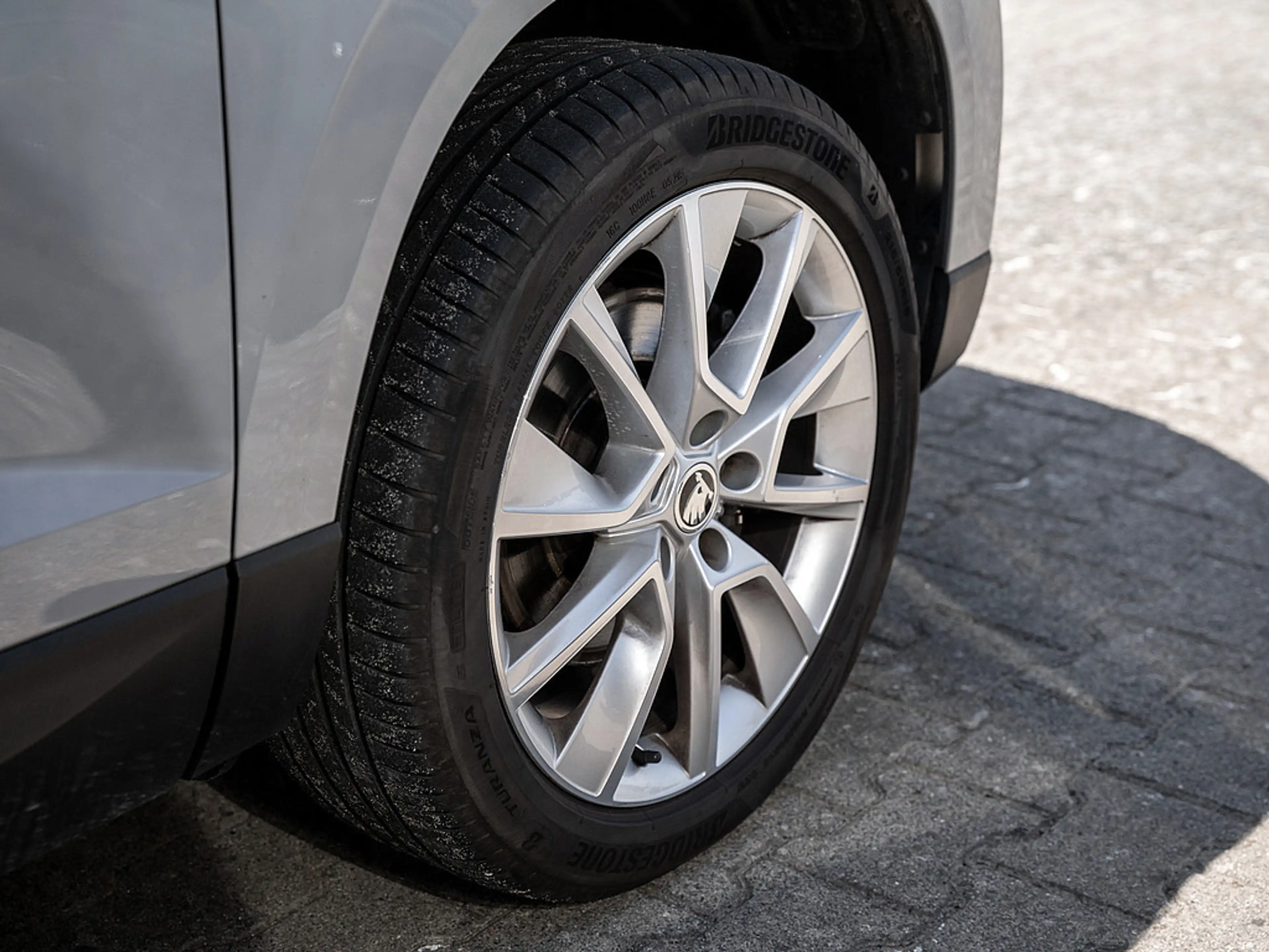 Skoda Karoq 2.0 TDI Clever AHK KAM LED SHZ PDC NAVI — photo 5