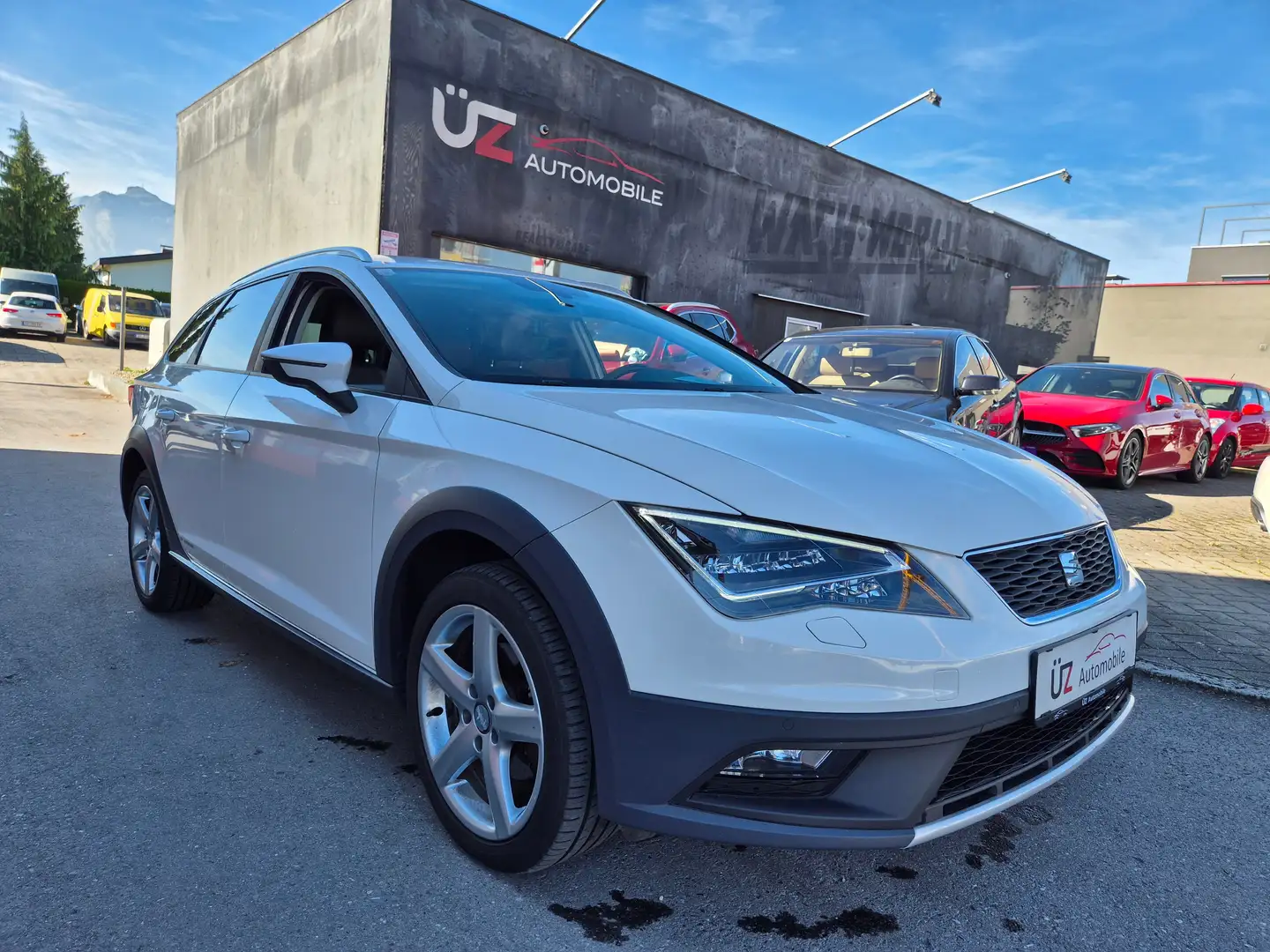 SEAT Leon *** ALLRAD *** X-Perience 4Drive Weiß - 2
