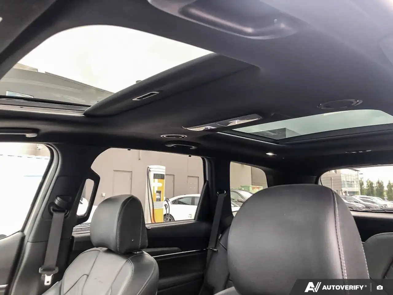 Kia Telluride снимка Kia Telluride