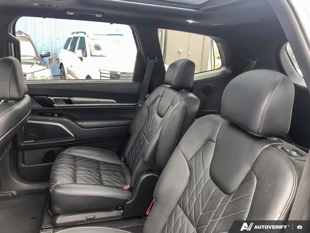 Kia Telluride снимка Kia Telluride