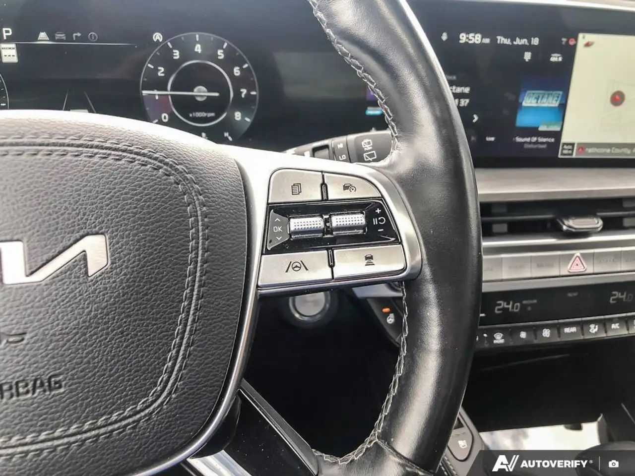 Kia Telluride снимка Kia Telluride