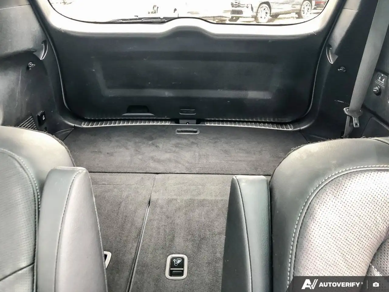 Kia Telluride снимка Kia Telluride