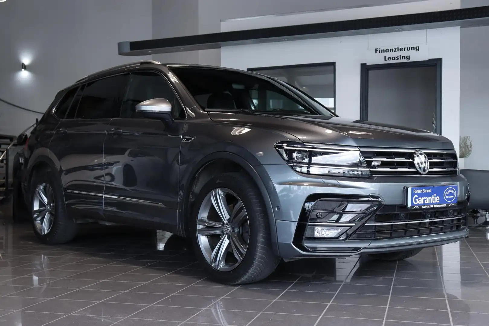 Volkswagen Tiguan Allspace 1.5 TSI Highline* R-LINE*AHK*CAM Grau - 2