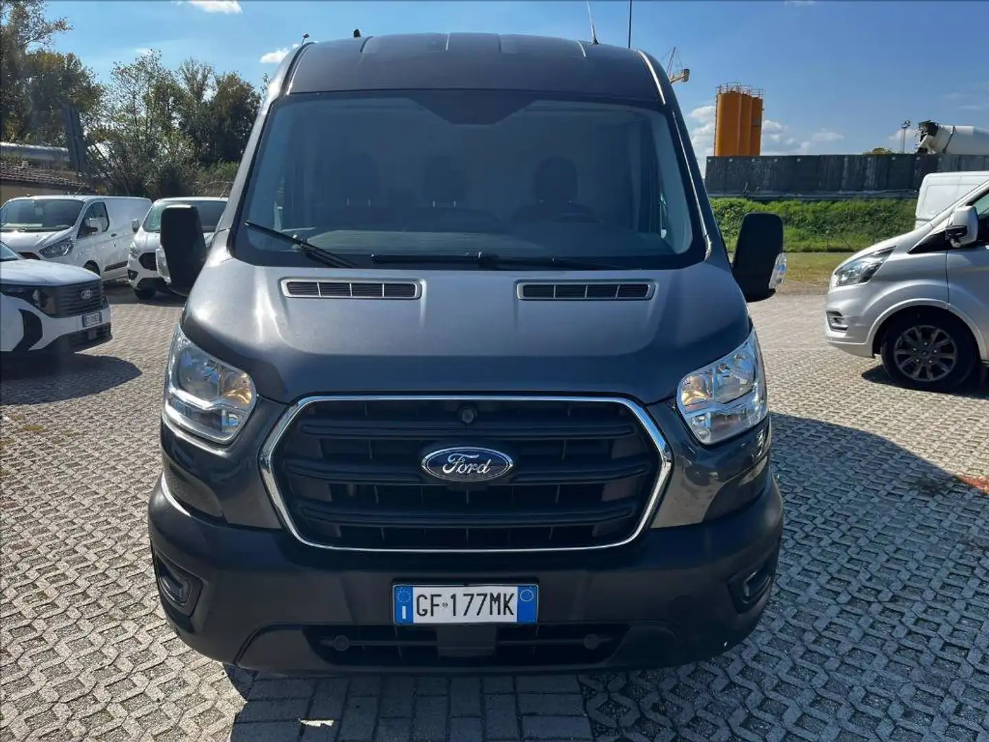 Ford Transit 310 2.0 tdci 130cv trend L2H2 E6 Gris - 2