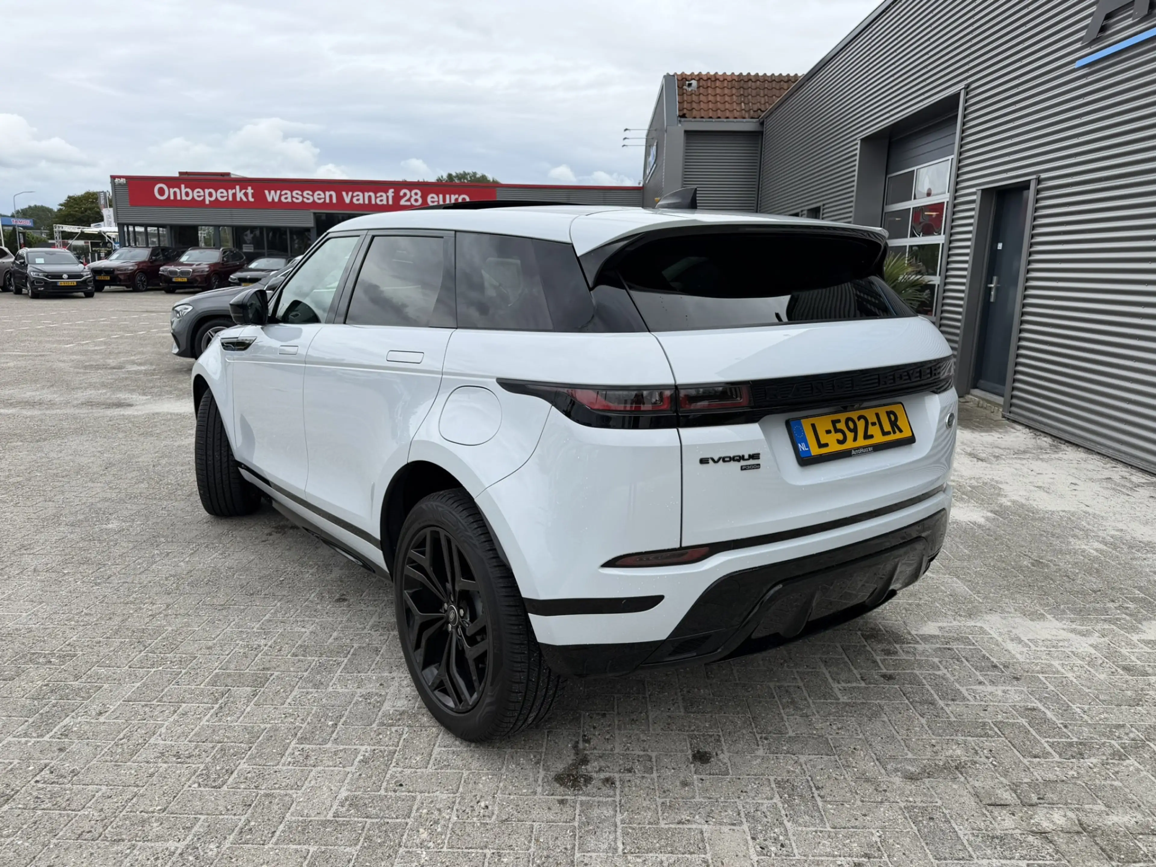 Land Rover Range Rover Evoque 1.5 P300e AWD R-Dynamic S Leder Panoramadak 360 Gr — photo 6
