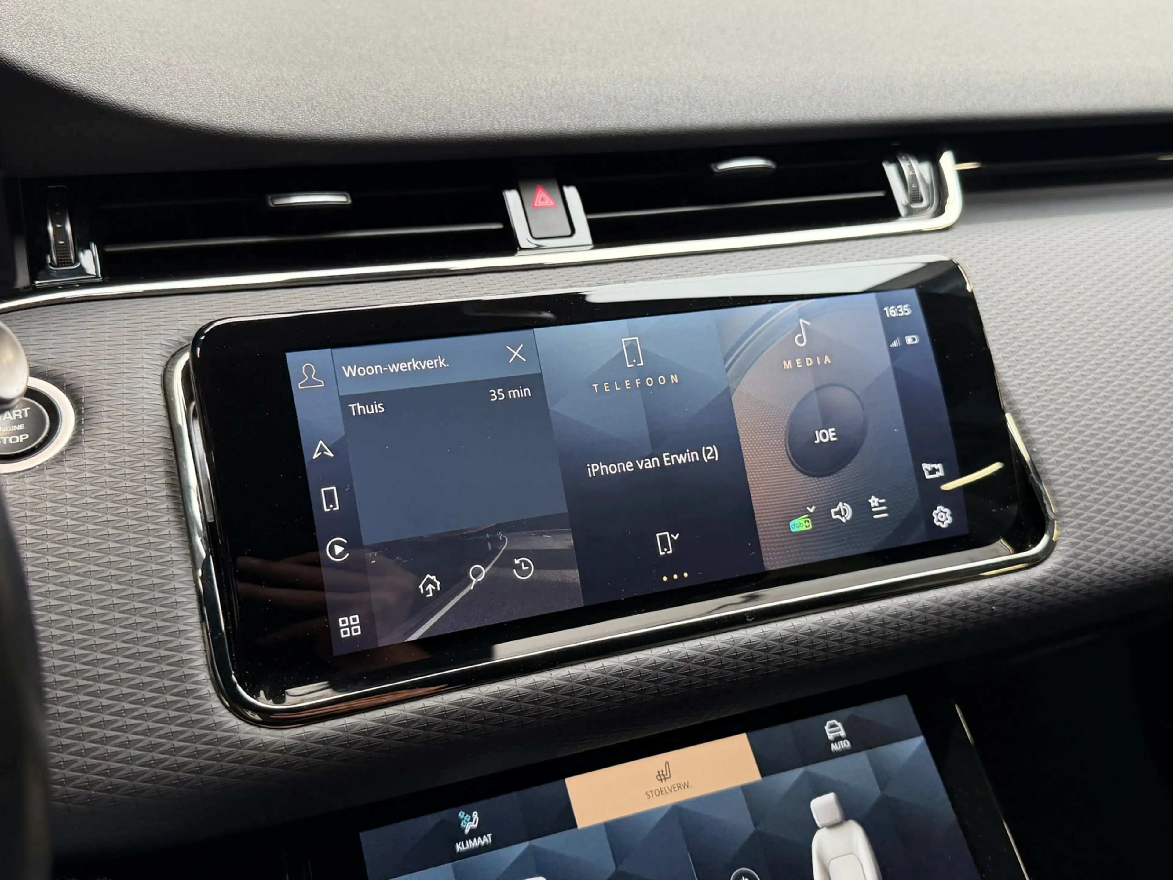 Land Rover Range Rover Evoque 1.5 P300e AWD R-Dynamic S Leder Panoramadak 360 Gr — photo 15