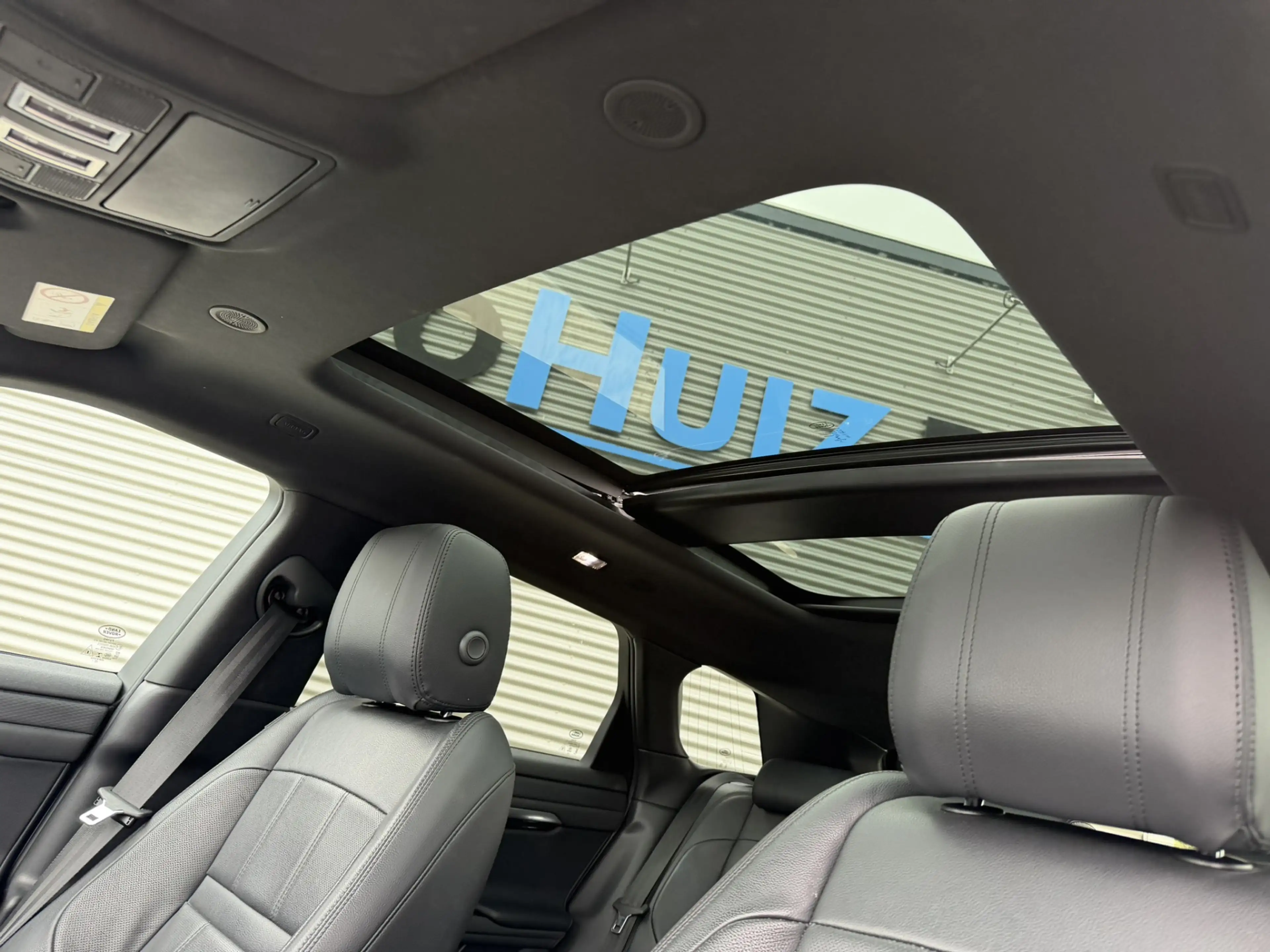 Land Rover Range Rover Evoque 1.5 P300e AWD R-Dynamic S Leder Panoramadak 360 Gr — photo 32