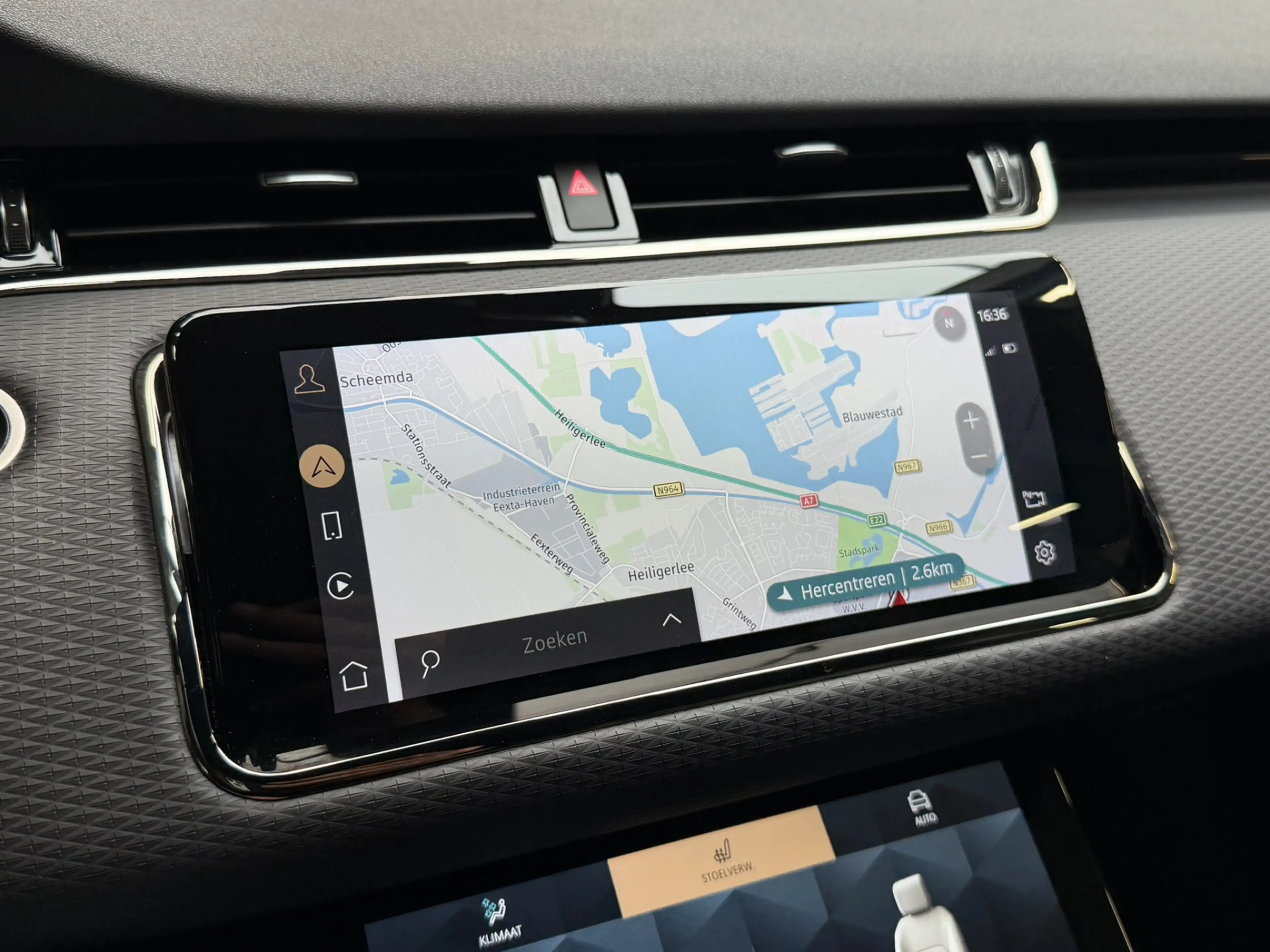 Land Rover Range Rover Evoque 1.5 P300e AWD R-Dynamic S Leder Panoramadak 360 Gr — photo 16
