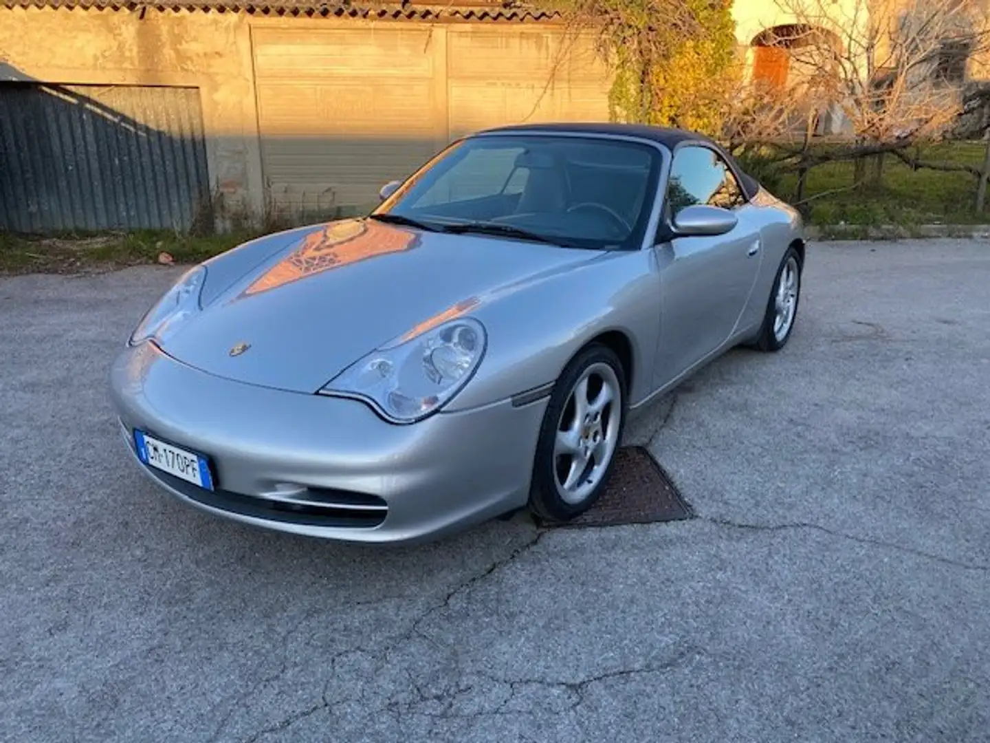 Porsche 911 911 IV Carrera 996 Cabrio Cabrio 3.6 Carrera 320cv Argento - 2