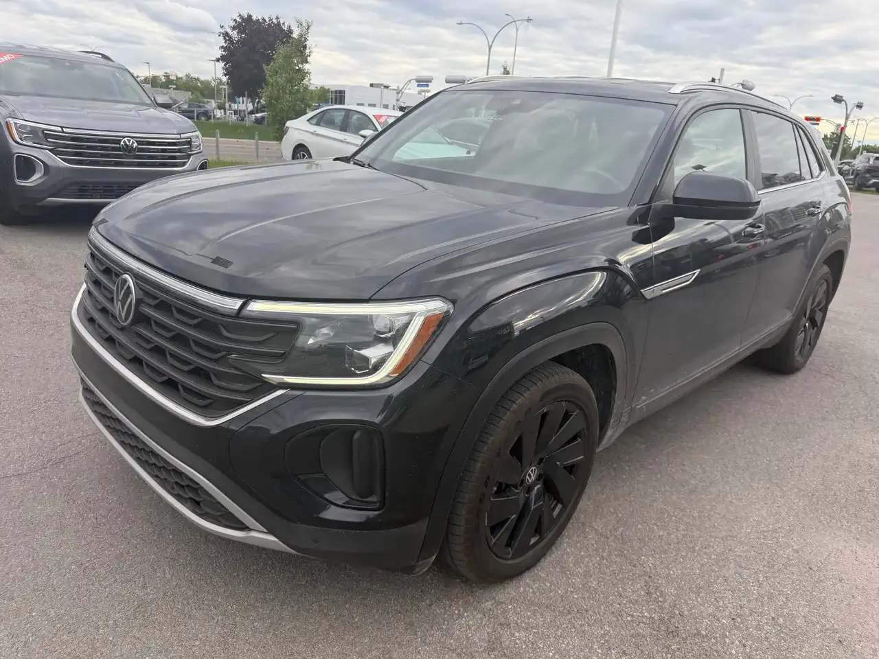 Volkswagen Atlas снимка Volkswagen Atlas