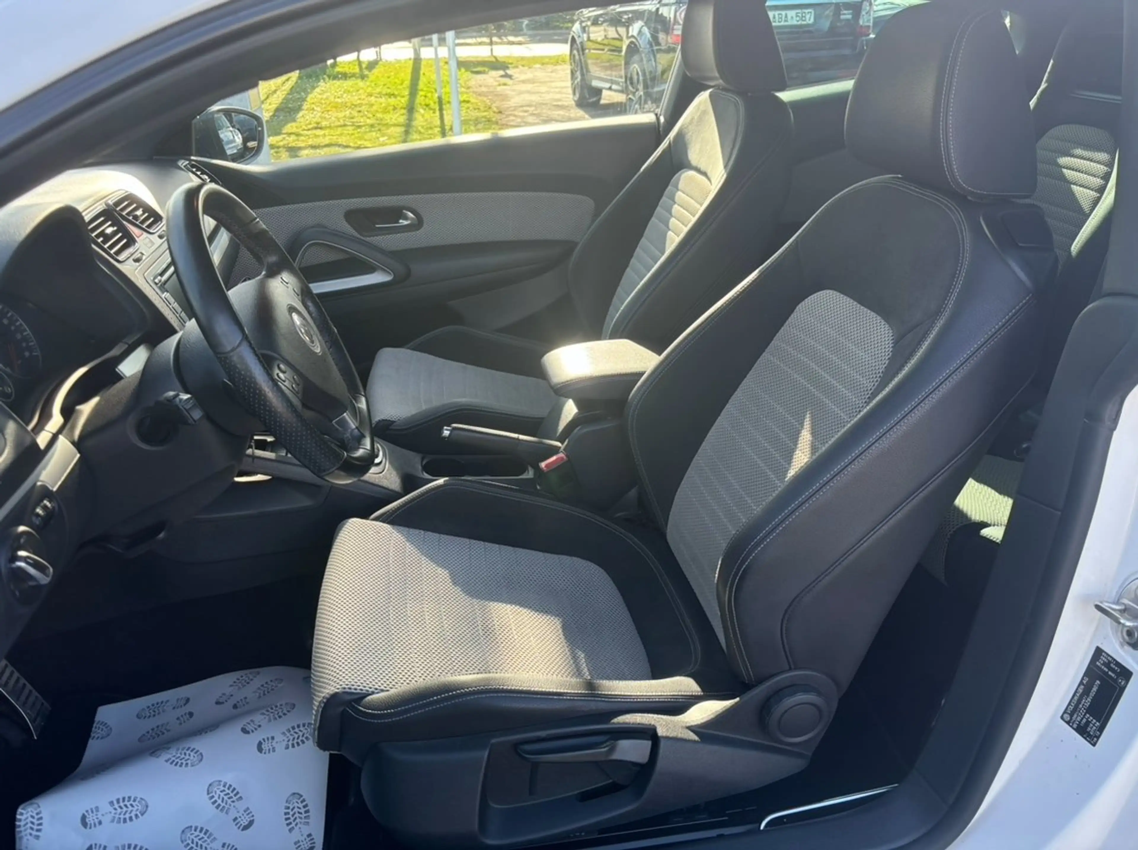 Volkswagen Scirocco 1.4TSi, 2009, 124.715km, DSG, FULL, 12m Garantie — photo 7