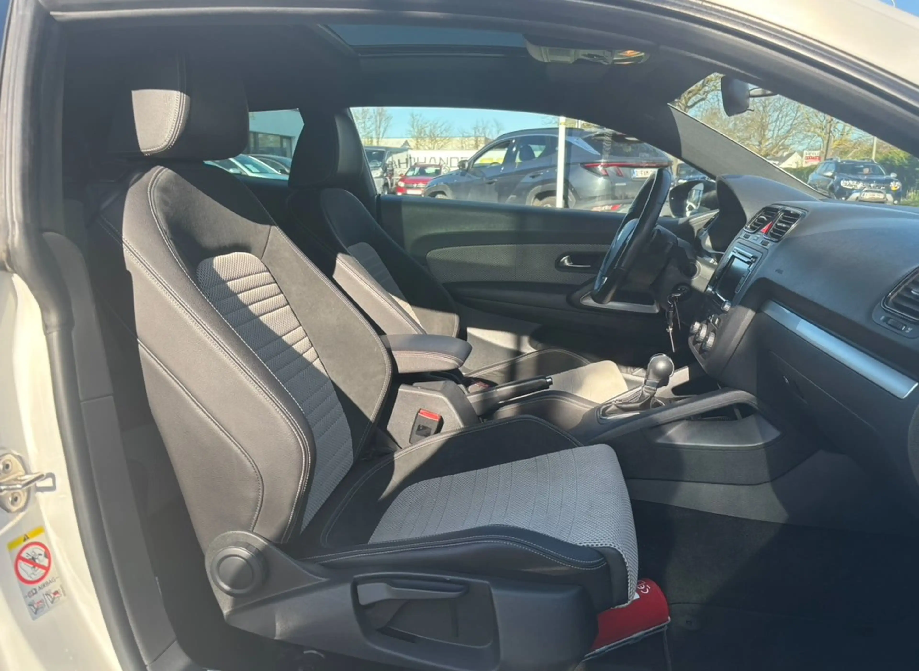 Volkswagen Scirocco 1.4TSi, 2009, 124.715km, DSG, FULL, 12m Garantie — photo 10