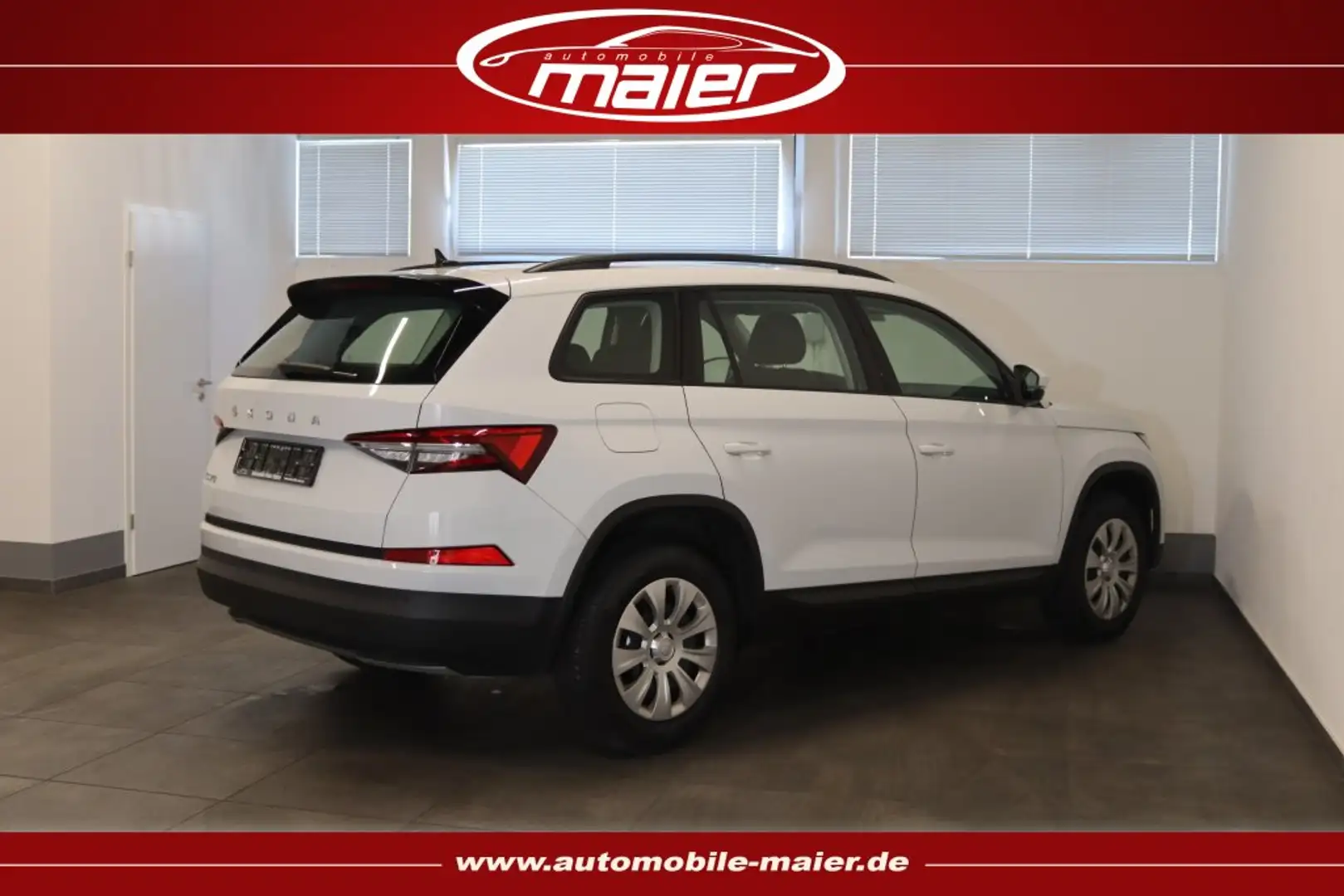 Skoda Kodiaq 2.0 TDI DSG Active-7 Sitzer-NAVI-LED-APPS Biały - 2