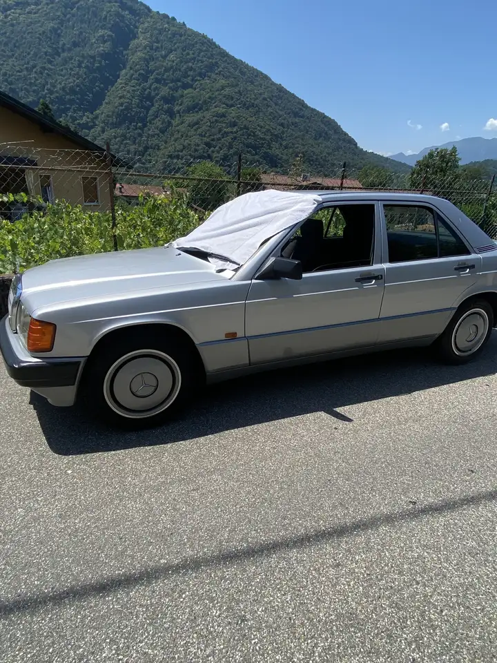 Mercedes-Benz 190 1.8, foto 2