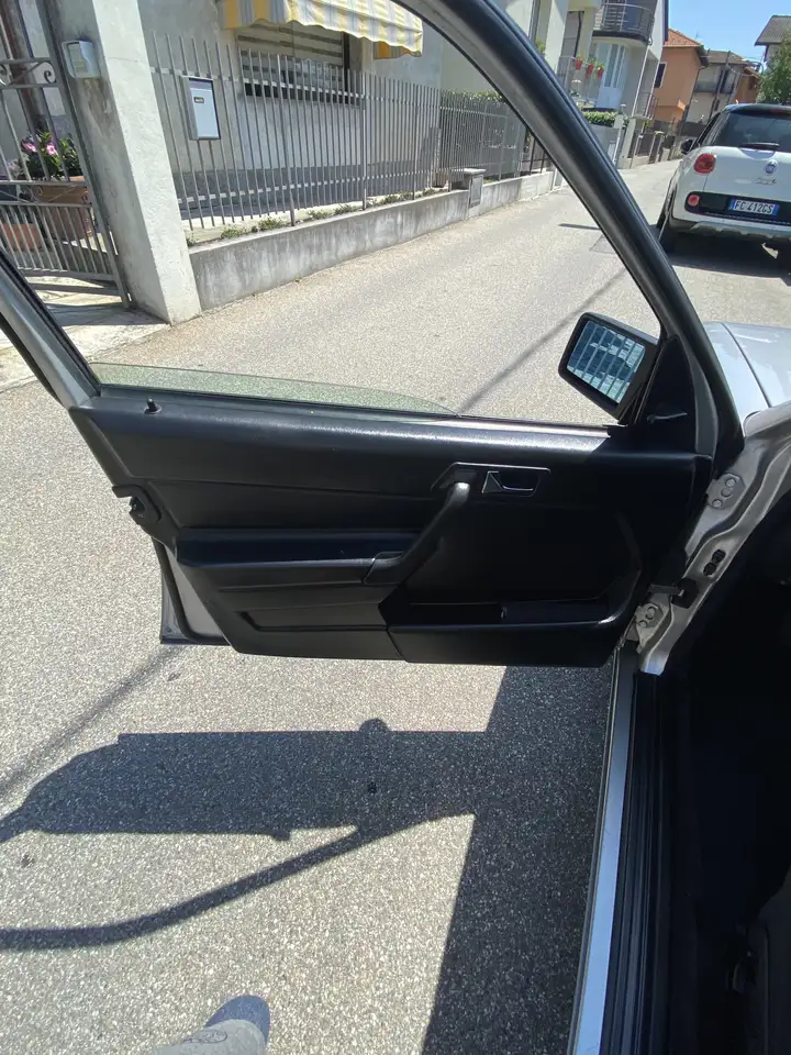 Mercedes-Benz 190 1.8, foto 10