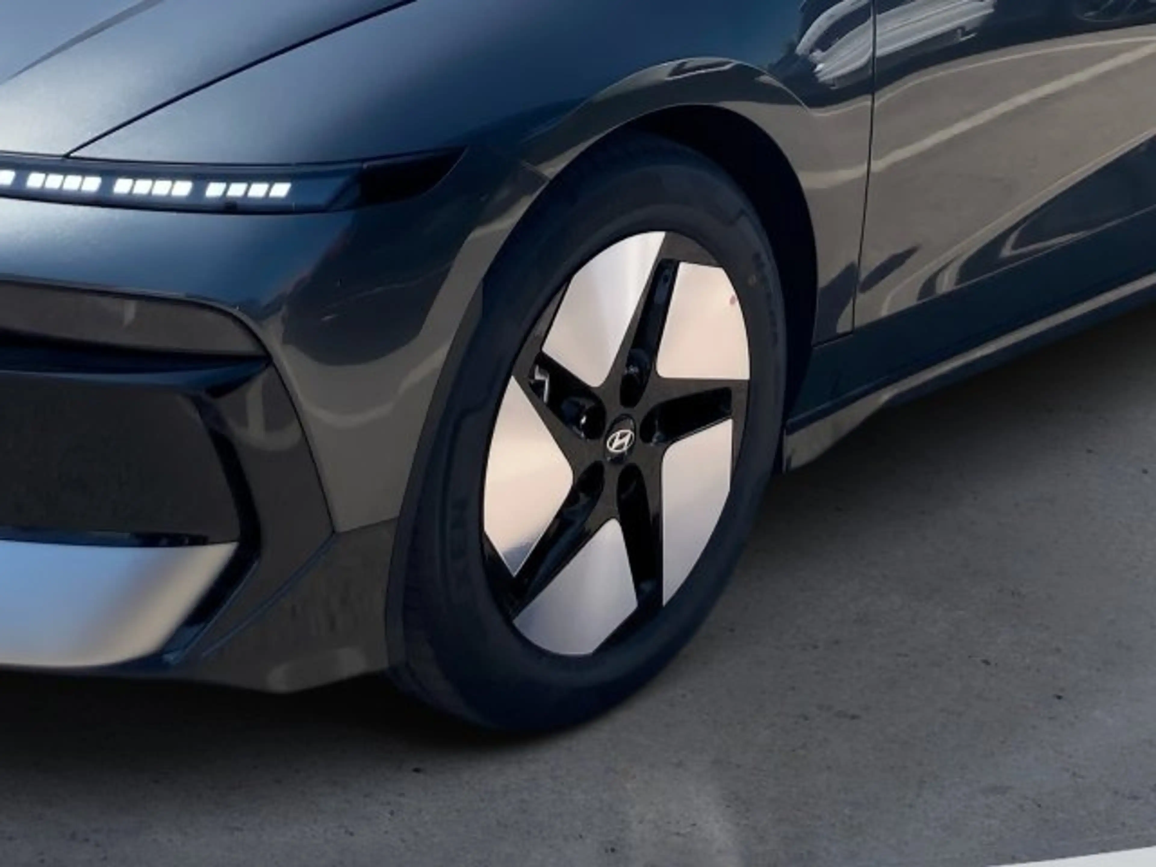 Hyundai IONIQ 6 Comfort Line 84 kWh 2WD — photo 6