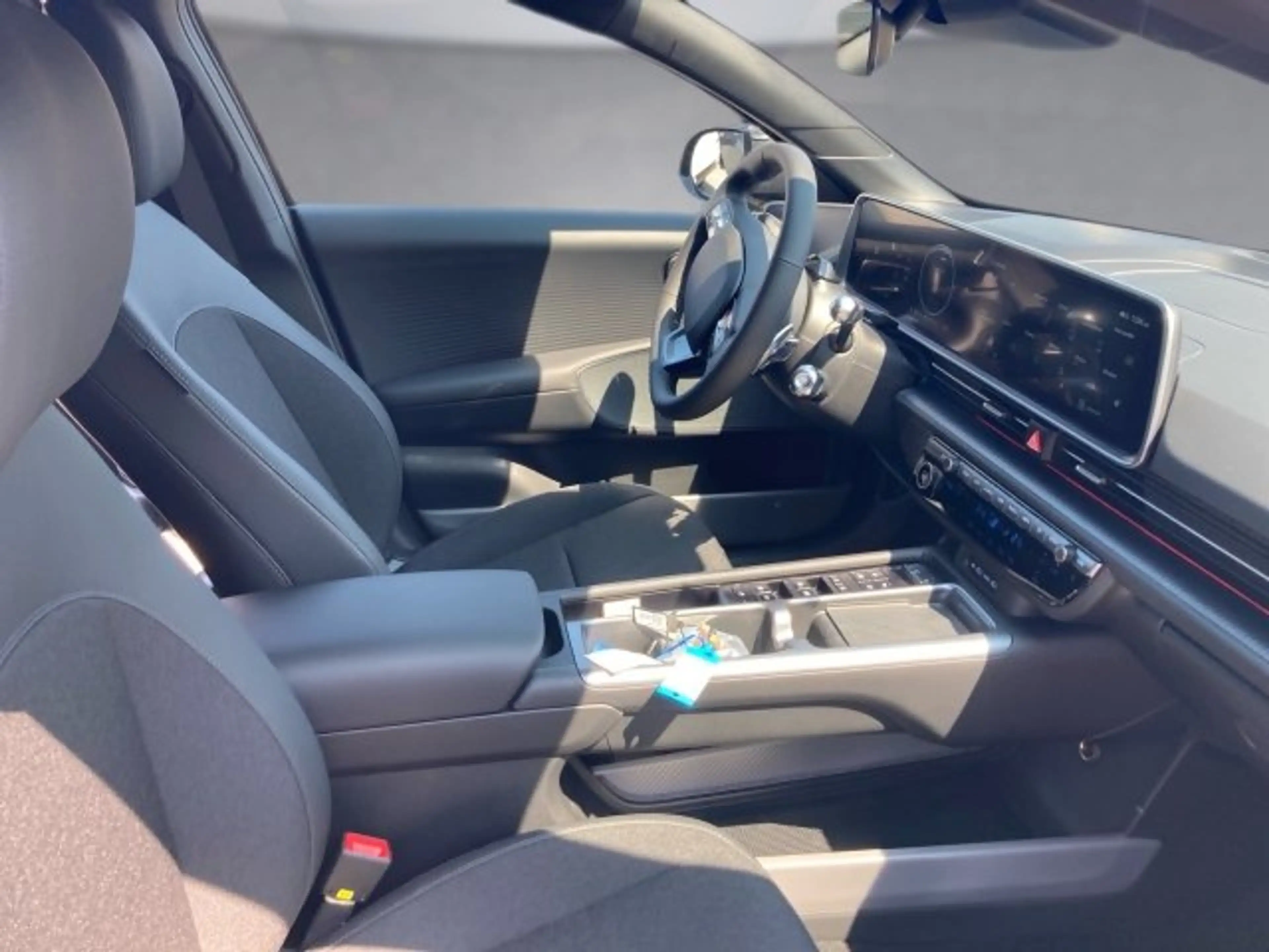 Hyundai IONIQ 6 Comfort Line 84 kWh 2WD — photo 9