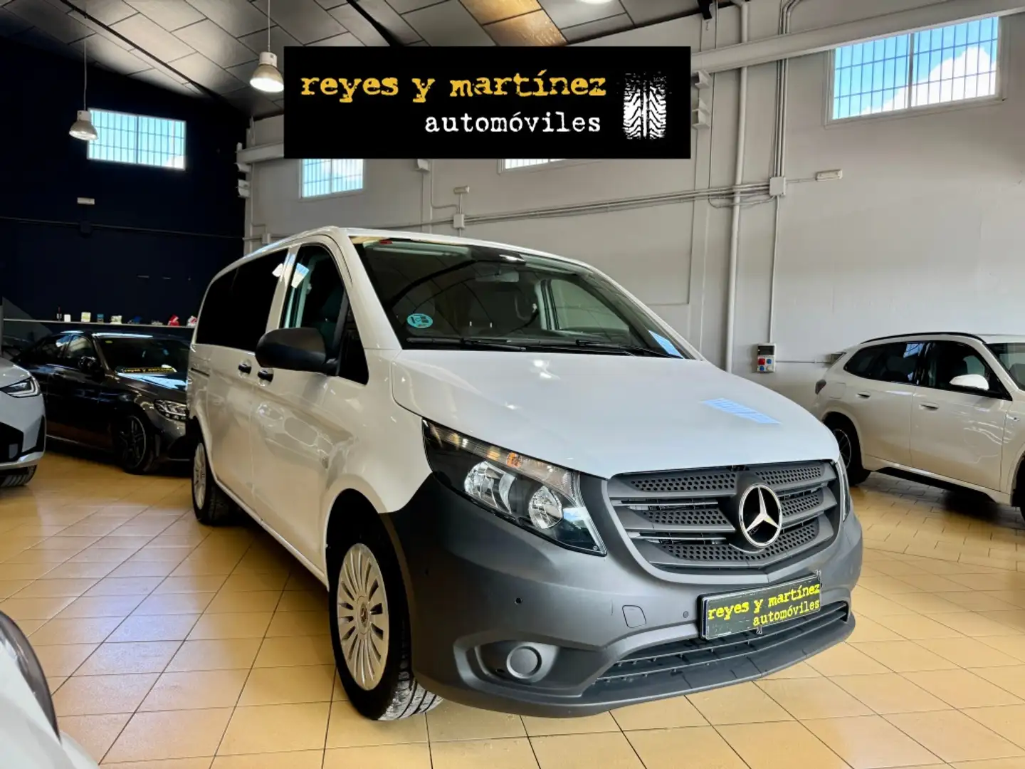 Mercedes-Benz Vito Mixto 114CDI Larga 9G-Tronic Blanco - 2