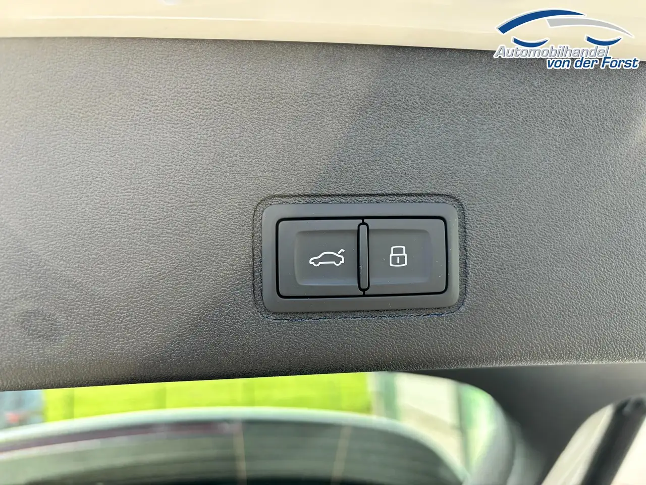 Audi Q3 "Basis" INKL. LIEFERUNG KOSTENLOS & PREISGARANT... 13