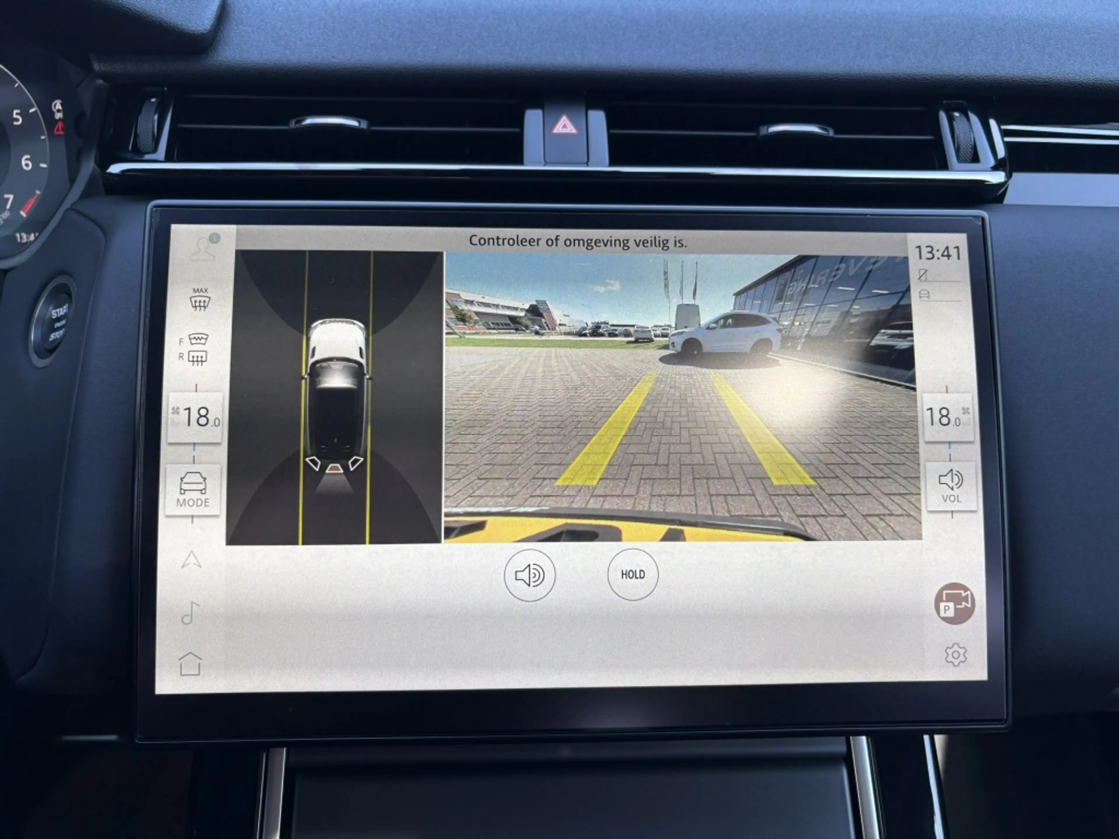 Land Rover Range Rover Velar P400e 404pk AWD AUT / PHEV / ACC / Leder / Pano — photo 14