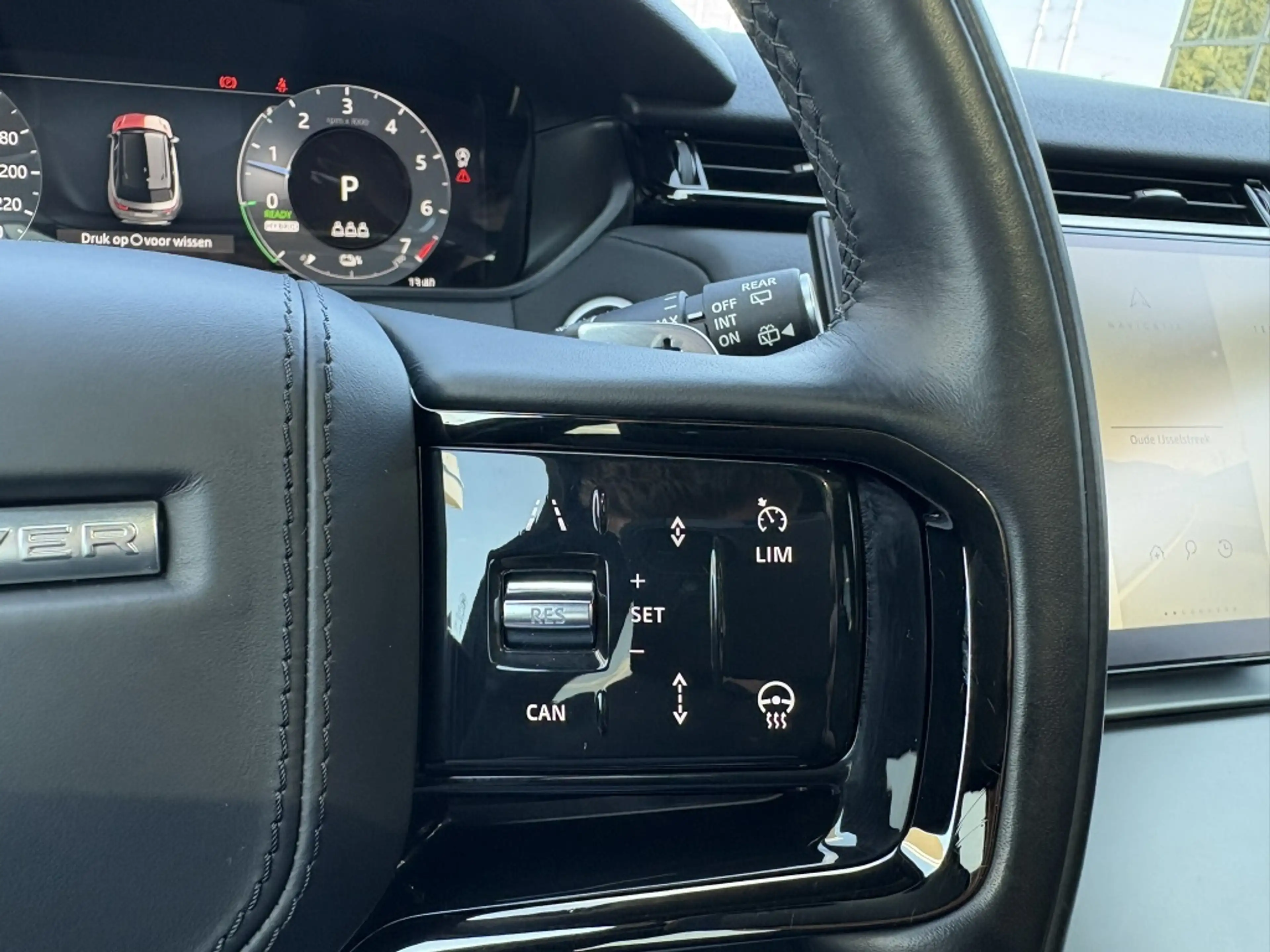 Land Rover Range Rover Velar P400e 404pk AWD AUT / PHEV / ACC / Leder / Pano — photo 9