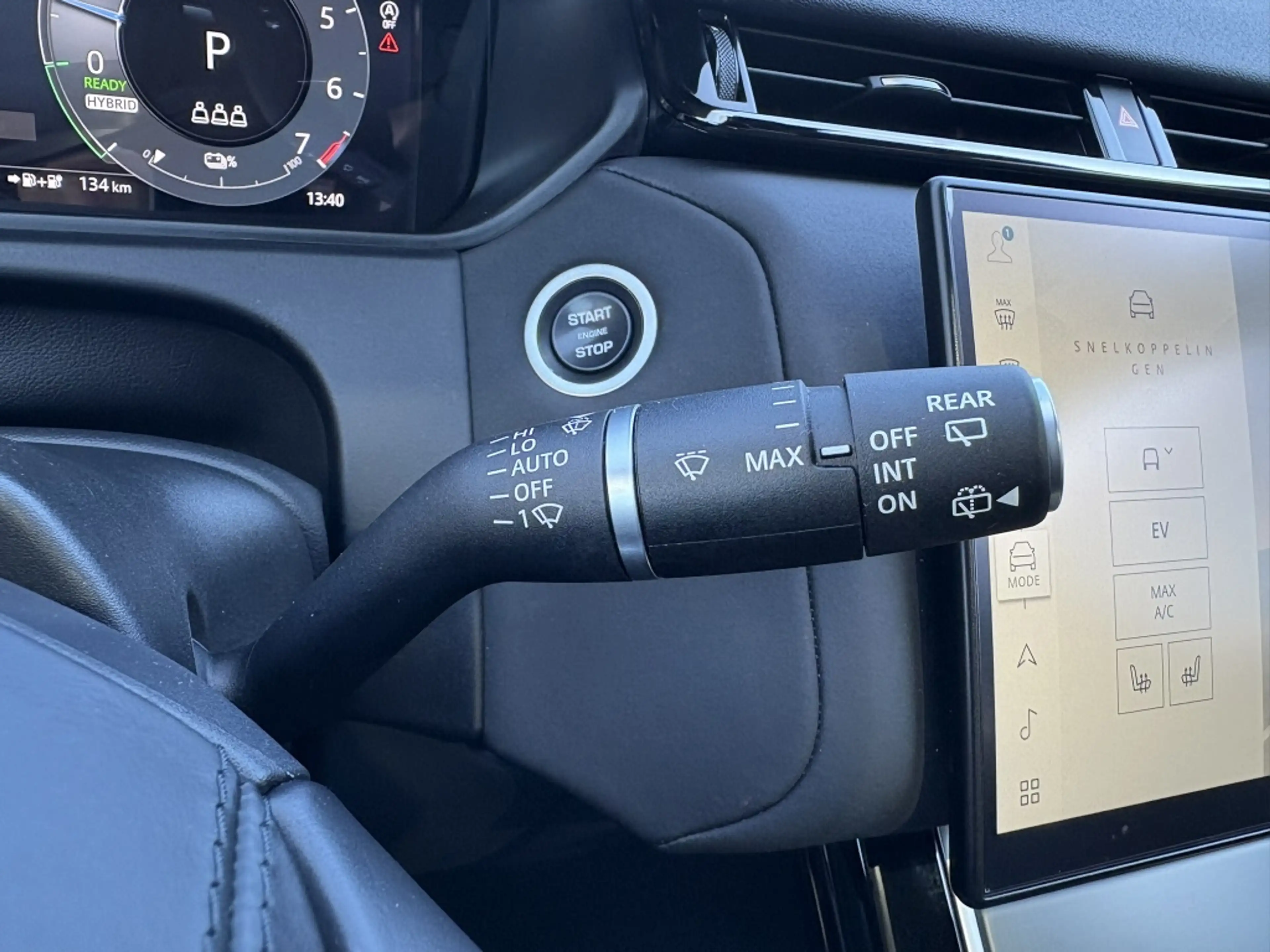 Land Rover Range Rover Velar P400e 404pk AWD AUT / PHEV / ACC / Leder / Pano — photo 10
