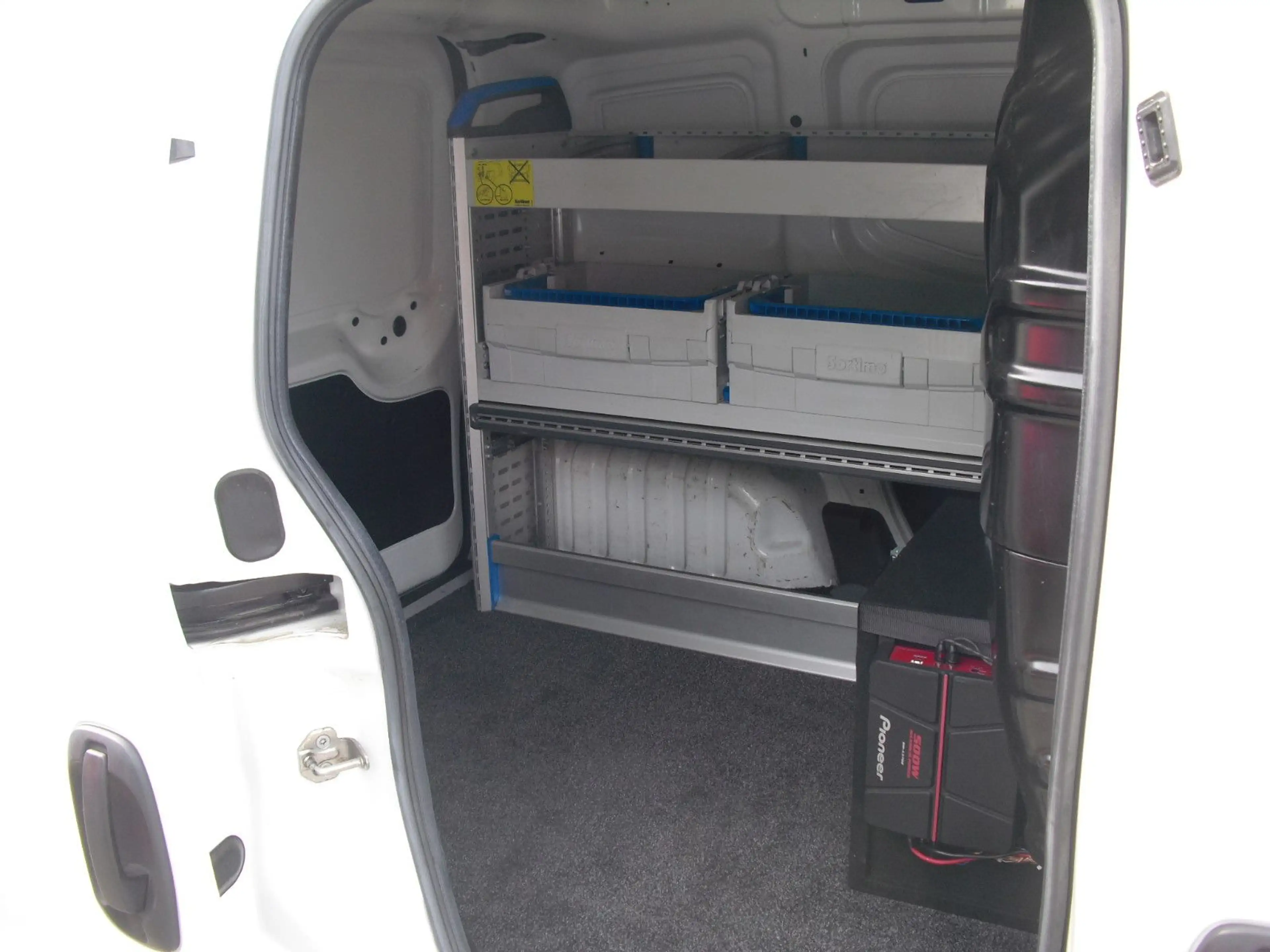 Fiat Fiorino SX Kasten*Kamera*Klima*Ahk.*Alufelgen — photo 9