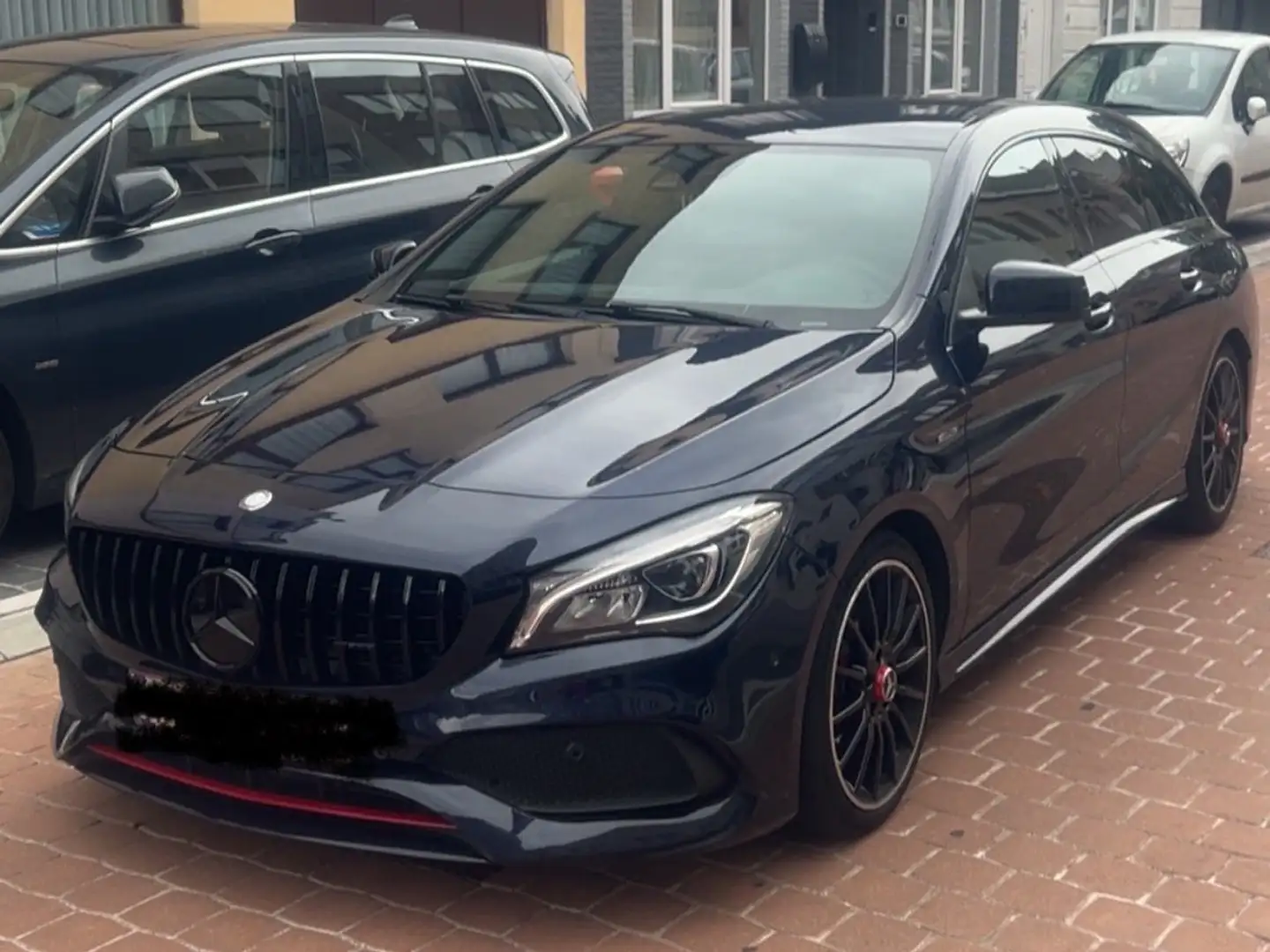 Mercedes-Benz CLA 250 CLA Shooting Brake 250 4Matic 7G-DCT Sport Blauw - 2