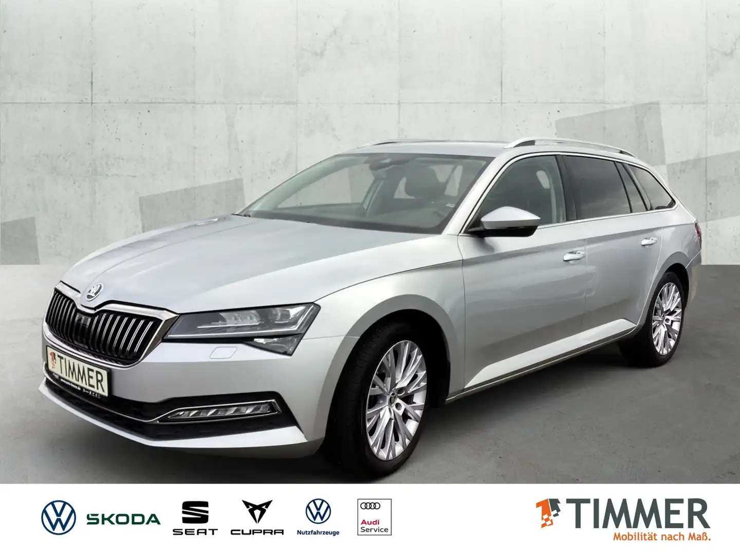 Skoda Superb Combi 2.0 TDI DSG Style Silber - 1