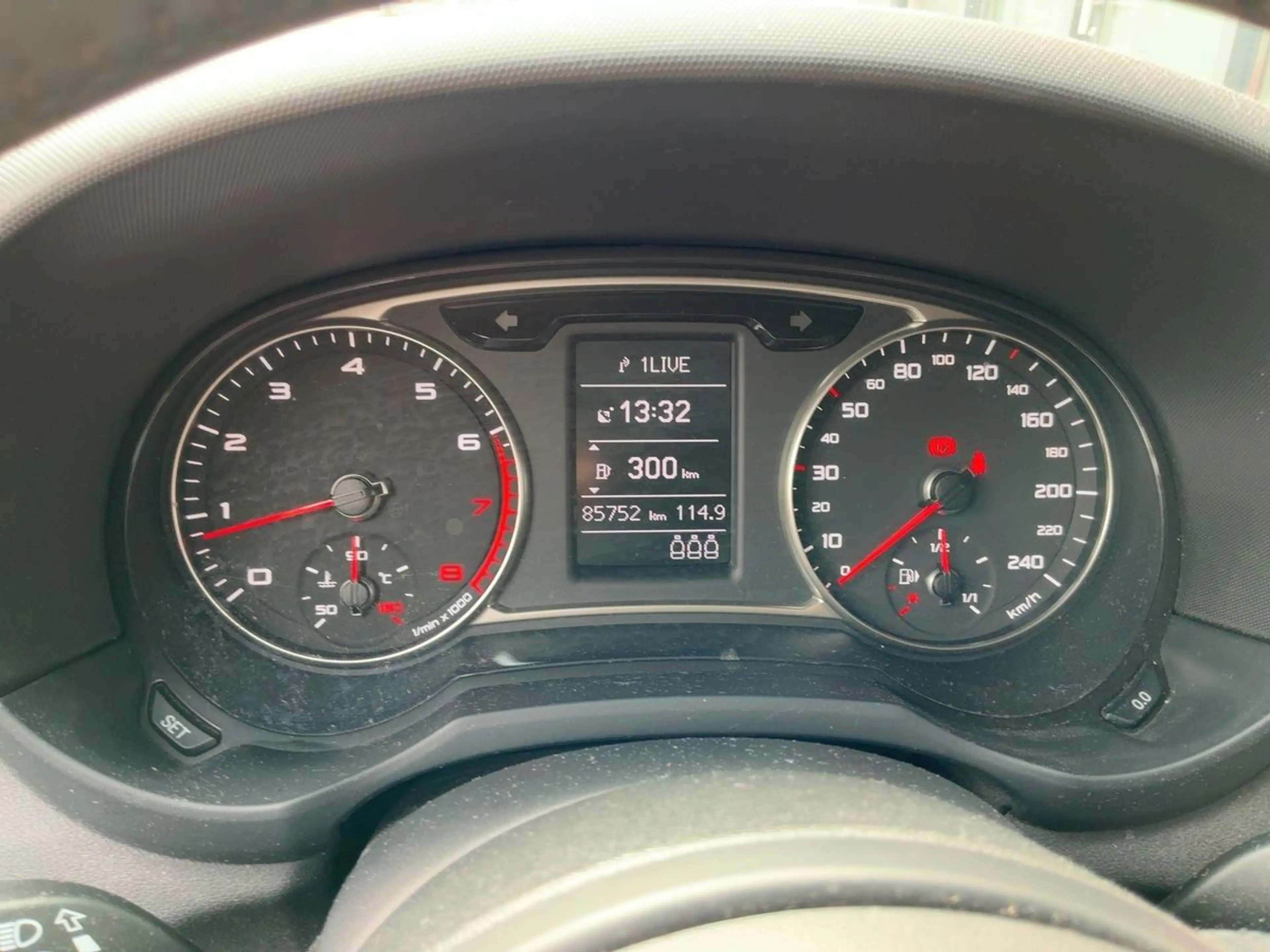 Audi A1 Sportback S-Line *SHZ*PAN*NAV*PDC*XEN*DSP* — photo 11