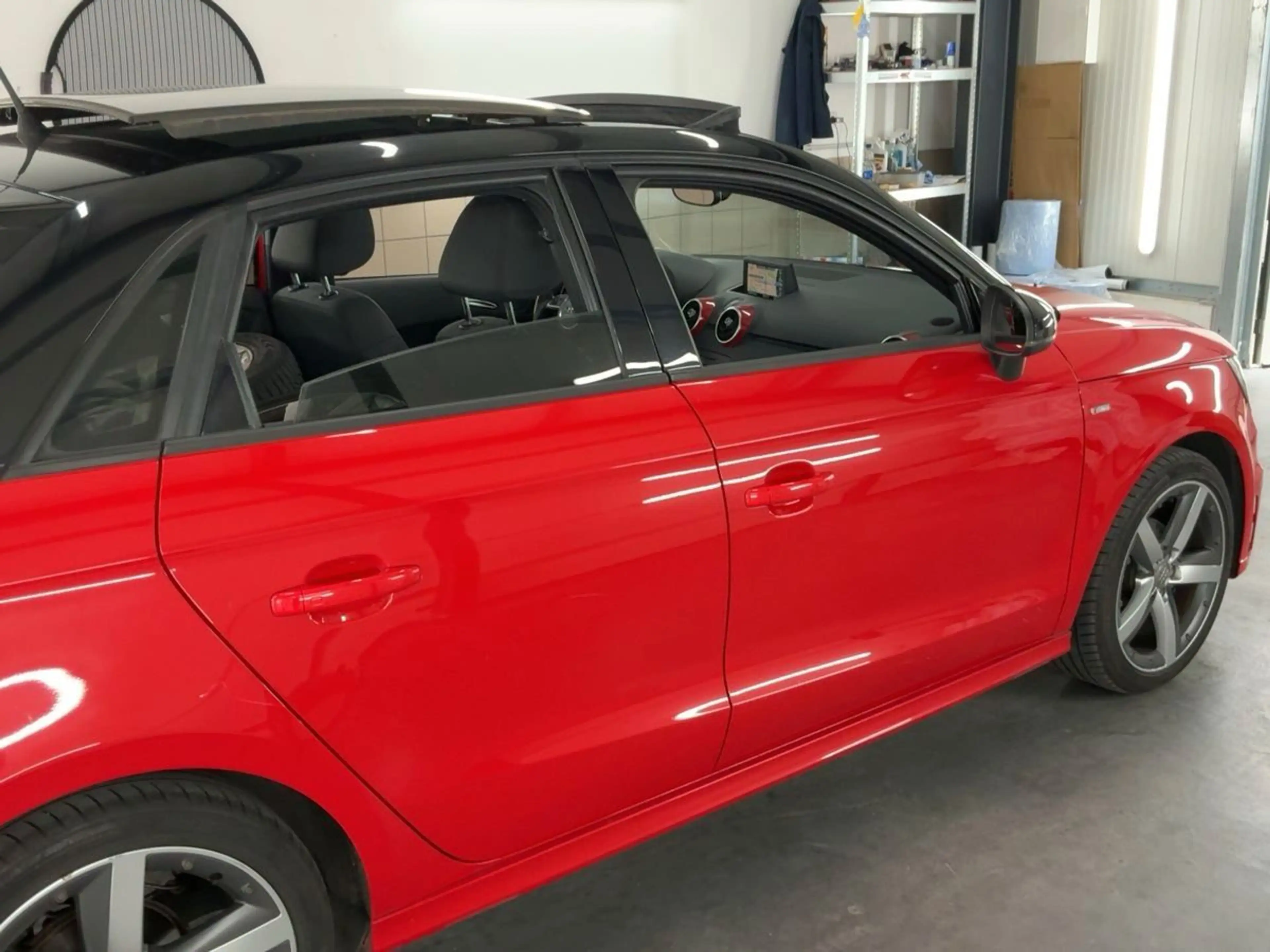 Audi A1 Sportback S-Line *SHZ*PAN*NAV*PDC*XEN*DSP* — photo 8