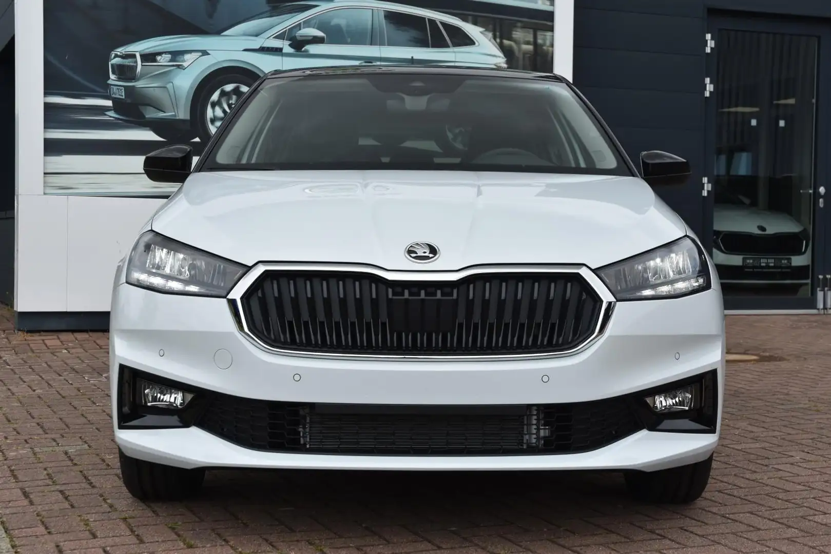 Skoda Fabia 1.0TSI DSG*LED*AHK*Licht&Sicht*Winter plus Blanc - 2