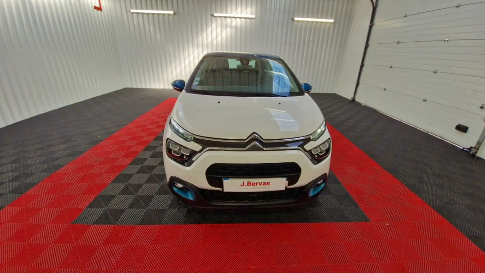 Citroen C3 PureTech 83 S&amp;S BVM Feel Pack Blanc - 2
