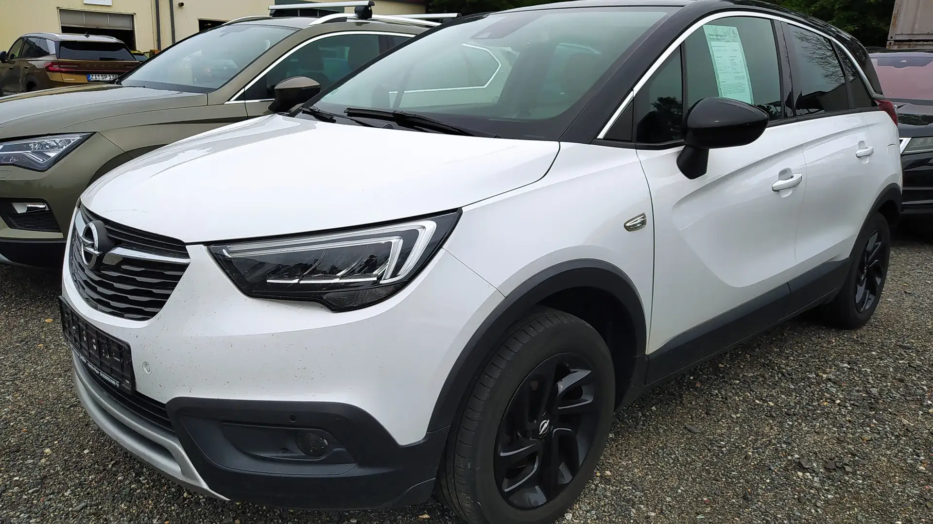 Opel Crossland X Innovation Weiß - 1