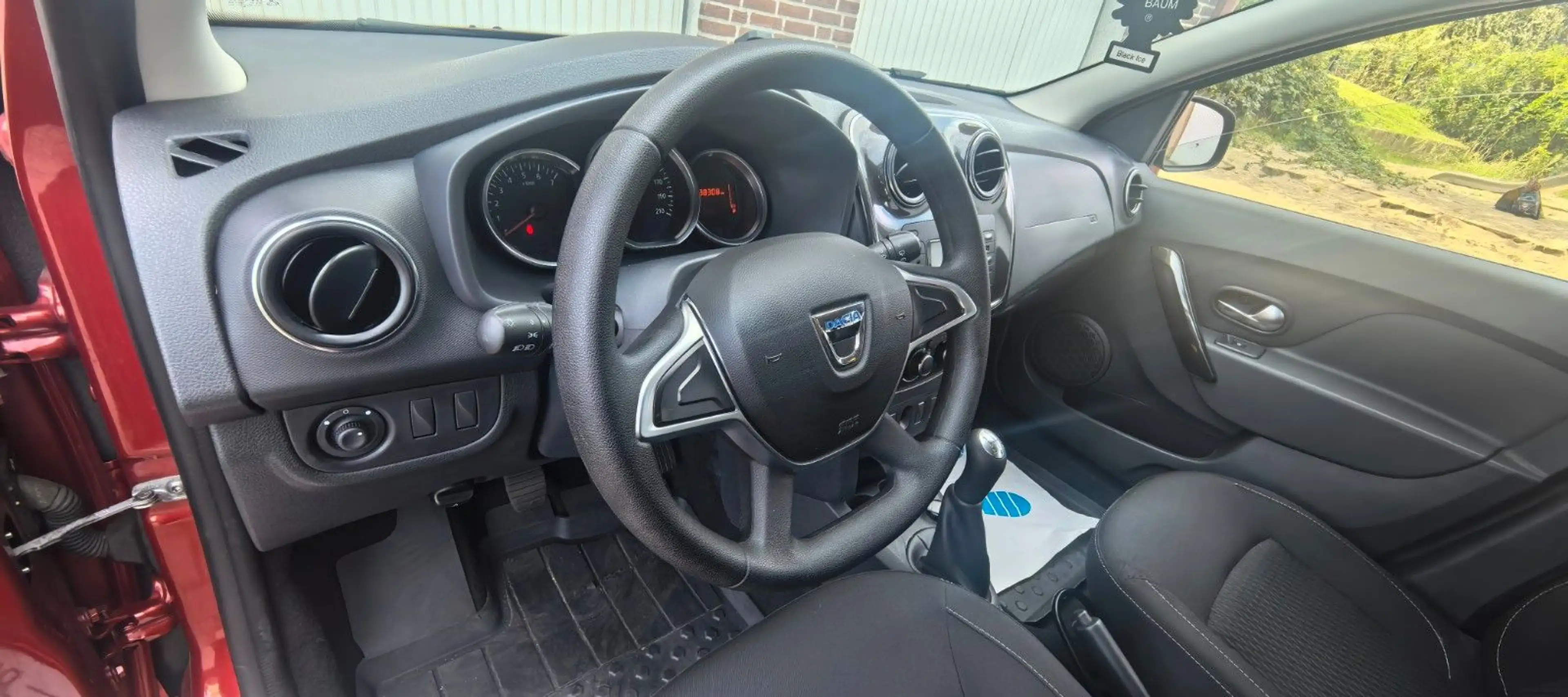 Dacia Logan MCV II Kombi Comfort Neu Bereift — photo 31